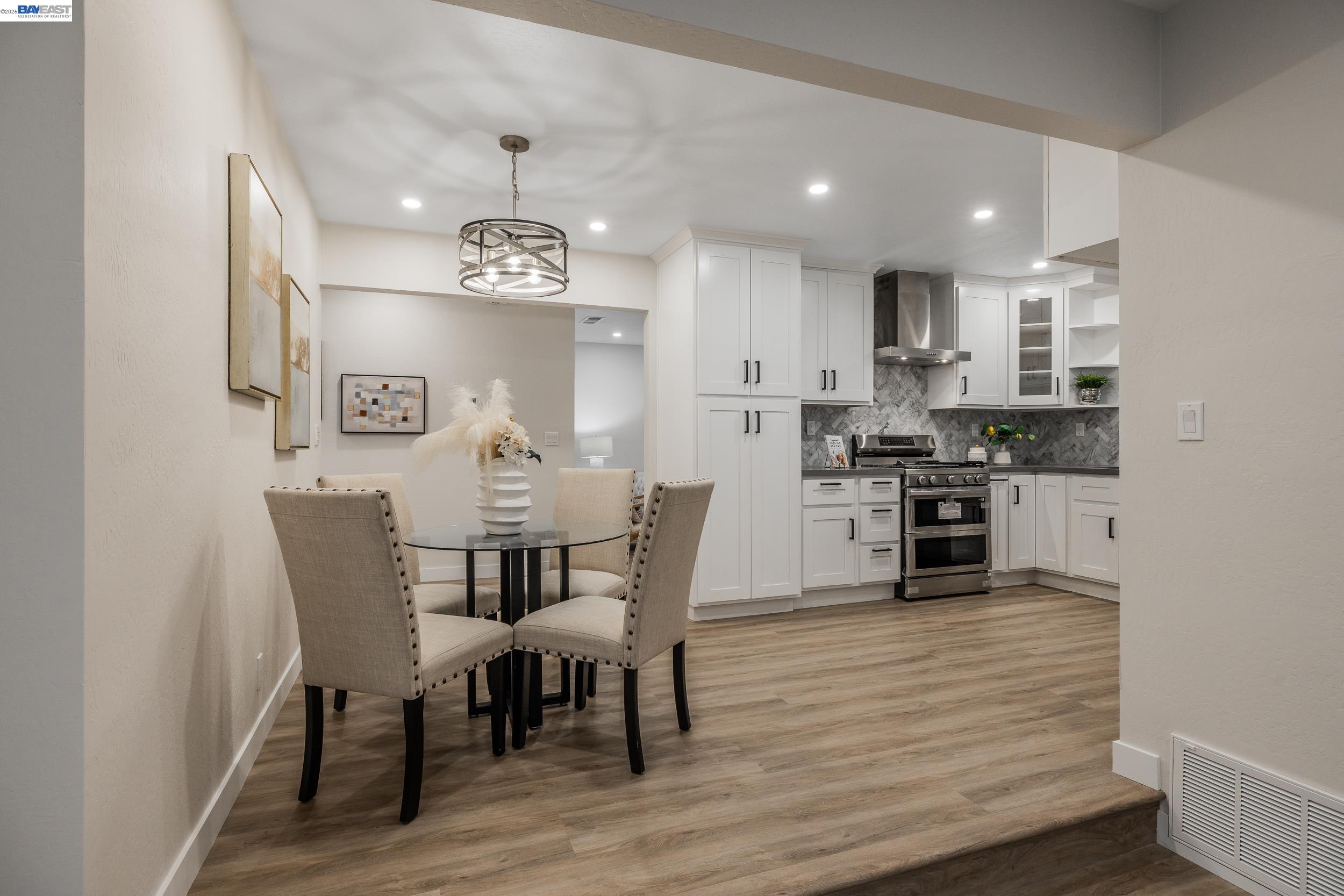 Detail Gallery Image 7 of 30 For 4535 Lobos Ave, San Jose,  CA 95111 - 3 Beds | 2 Baths