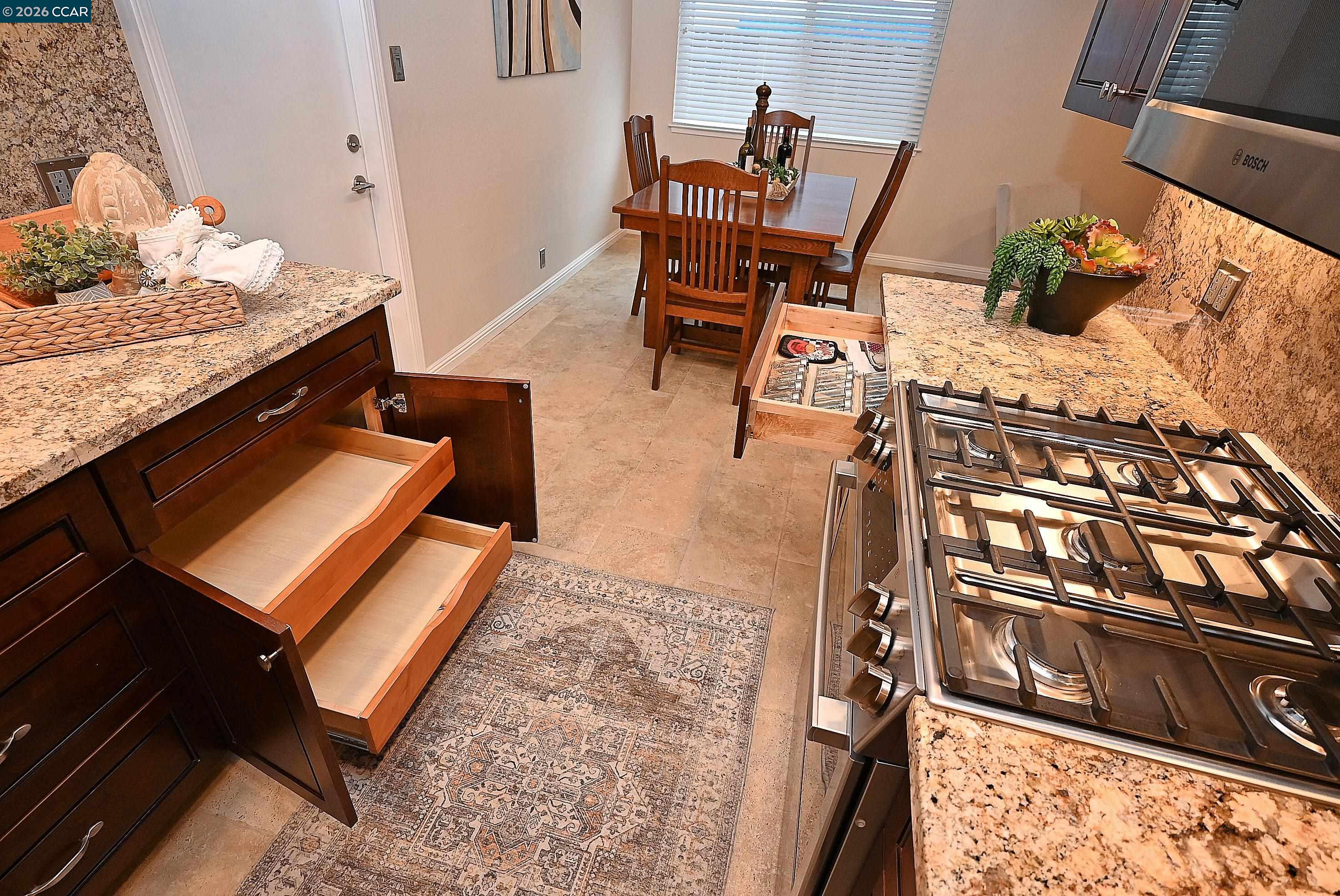 Detail Gallery Image 12 of 39 For 1812 Baldwin Dr, Concord,  CA 94519 - 4 Beds | 2 Baths