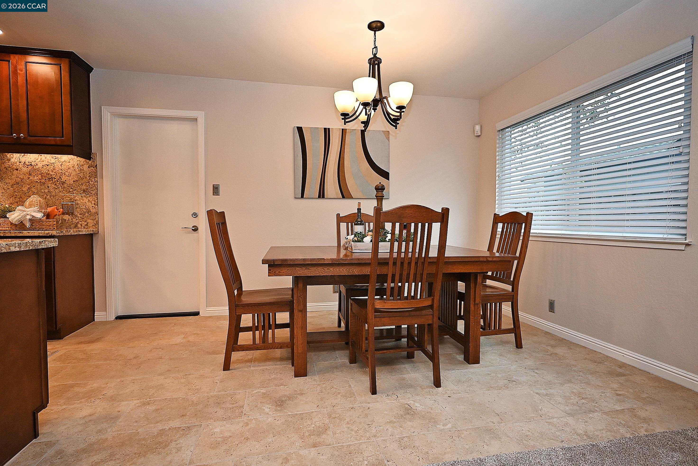 Detail Gallery Image 13 of 39 For 1812 Baldwin Dr, Concord,  CA 94519 - 4 Beds | 2 Baths