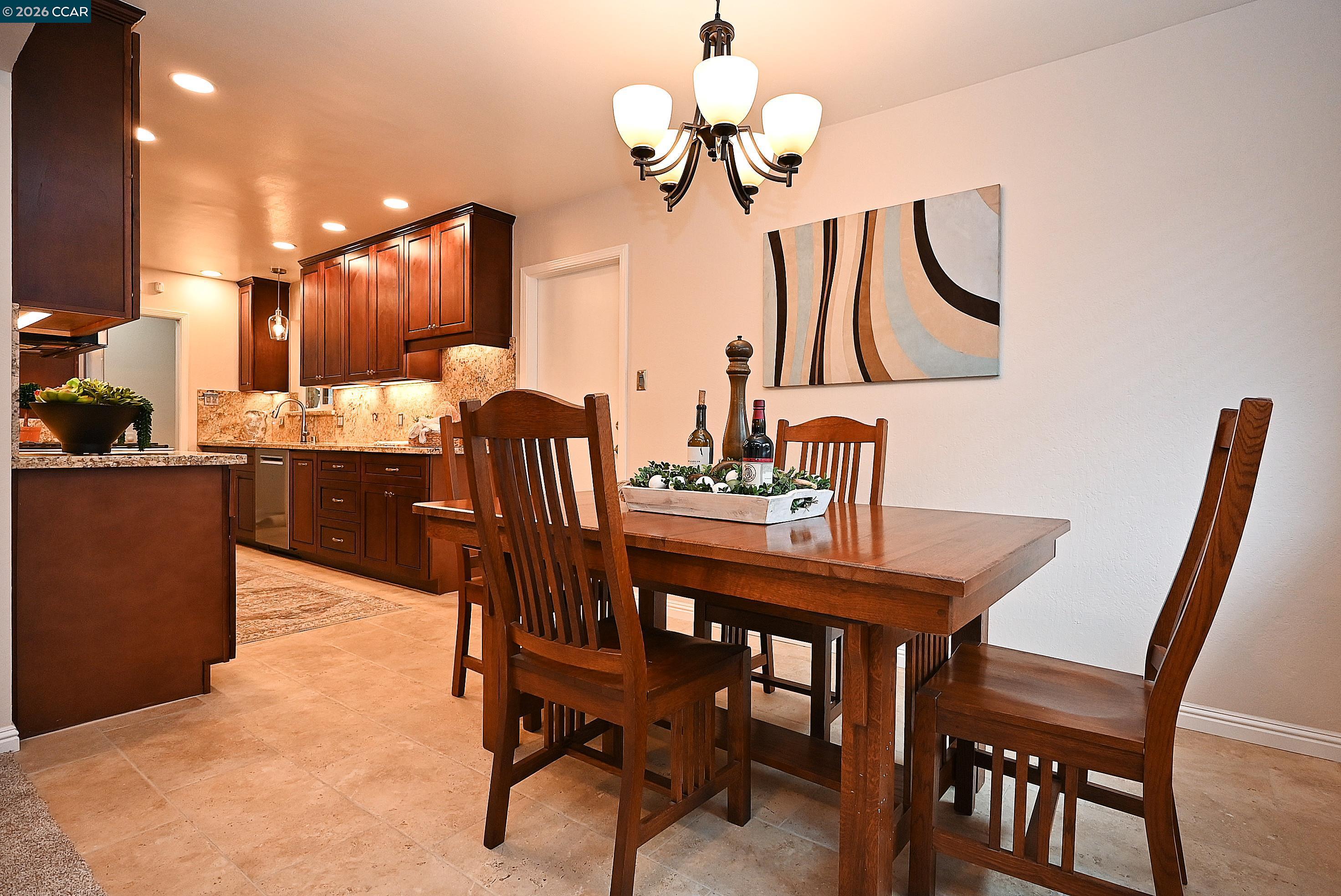 Detail Gallery Image 15 of 39 For 1812 Baldwin Dr, Concord,  CA 94519 - 4 Beds | 2 Baths