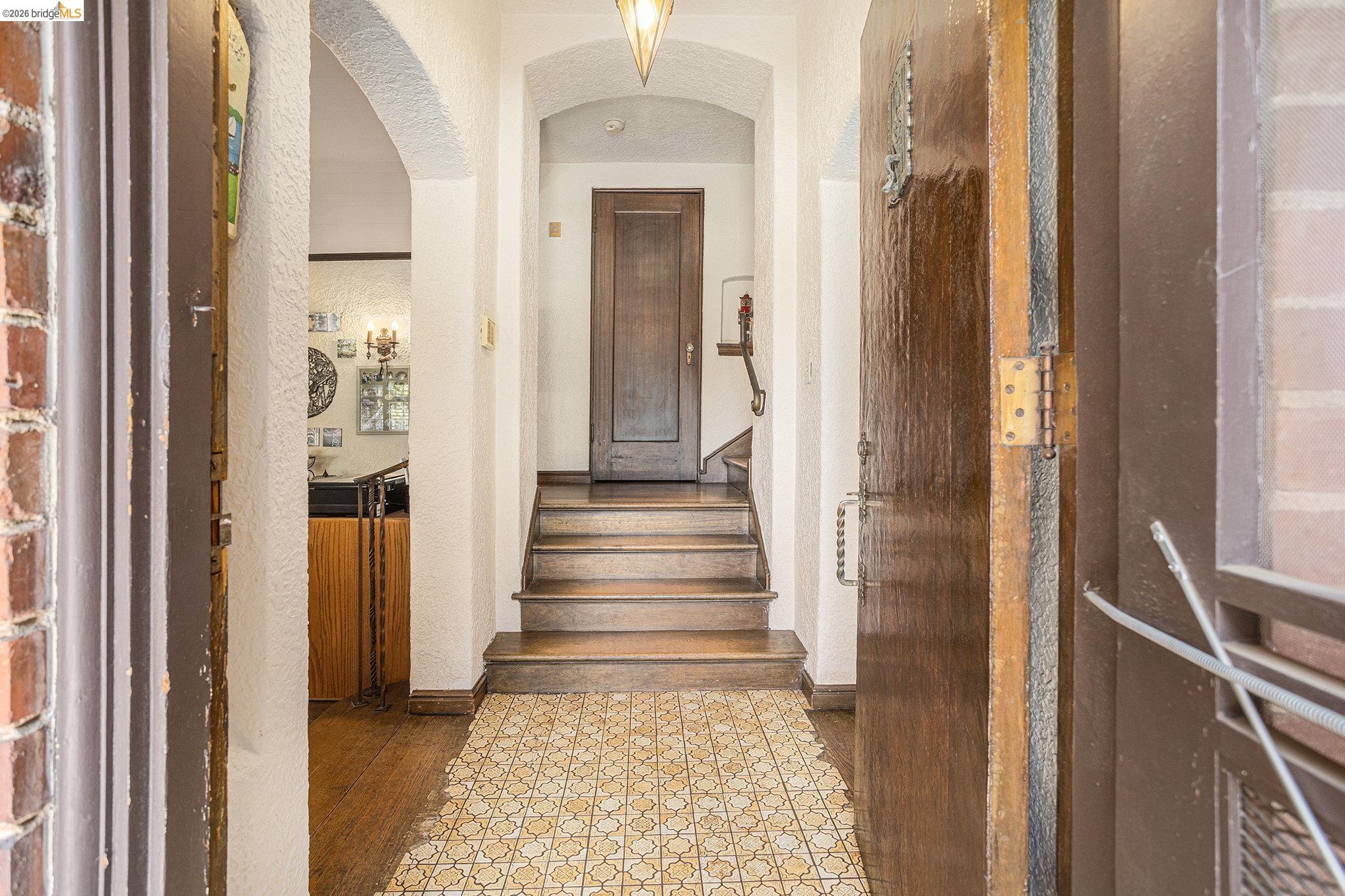 Detail Gallery Image 1 of 53 For 1545 W Walnut Street, Stockton,  CA 95203 - 2 Beds | 2 Baths