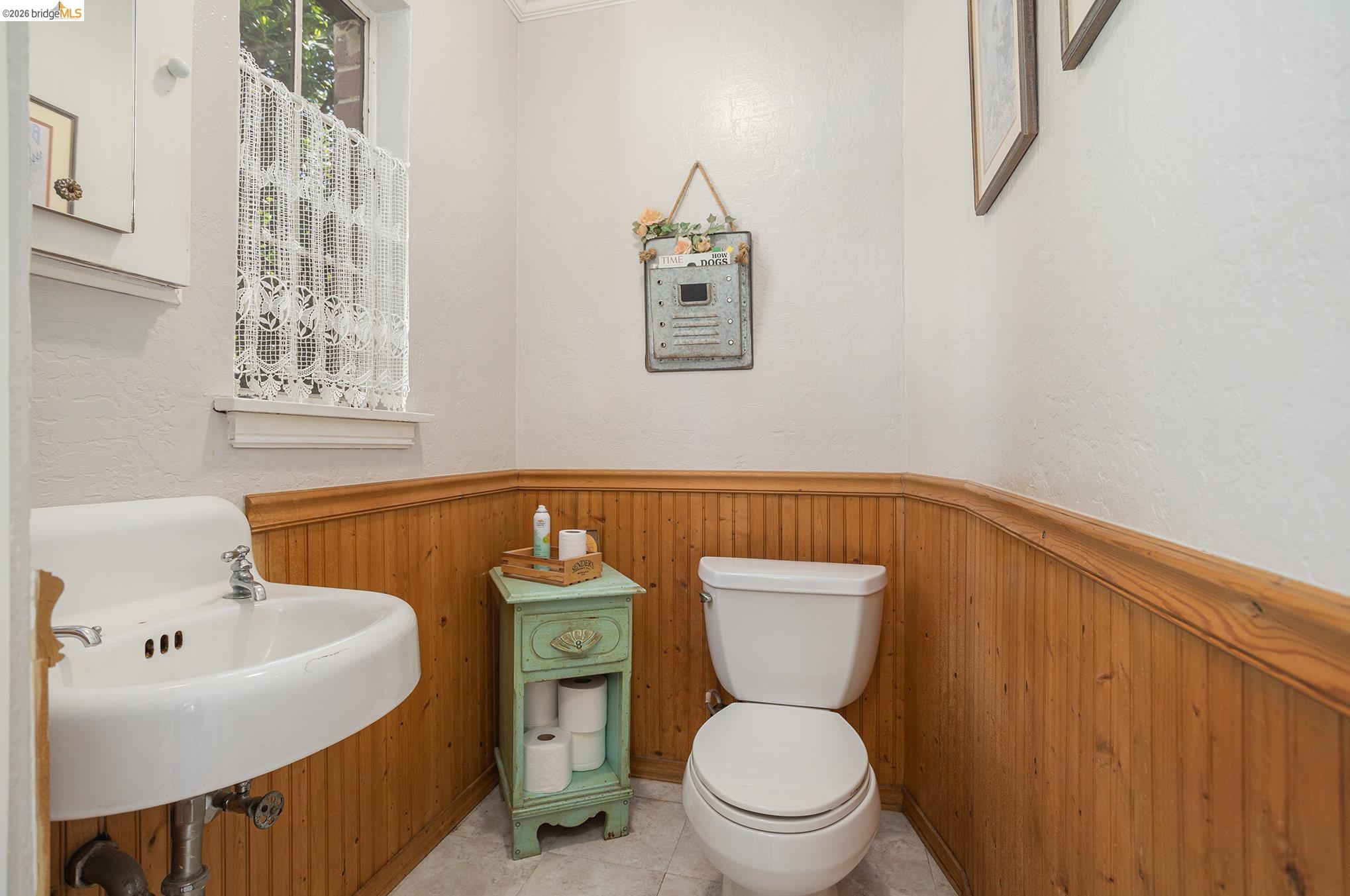 Detail Gallery Image 19 of 53 For 1545 W Walnut Street, Stockton,  CA 95203 - 2 Beds | 2 Baths