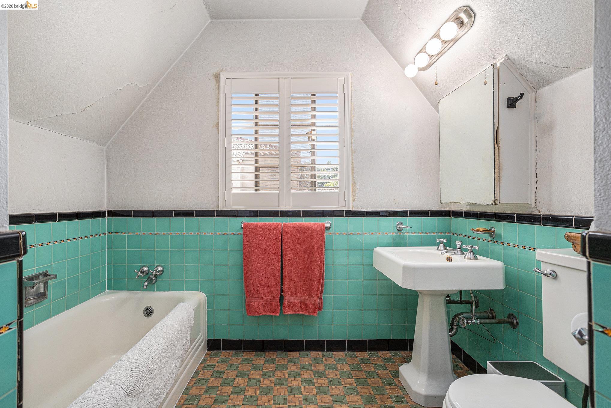 Detail Gallery Image 27 of 53 For 1545 W Walnut Street, Stockton,  CA 95203 - 2 Beds | 2 Baths