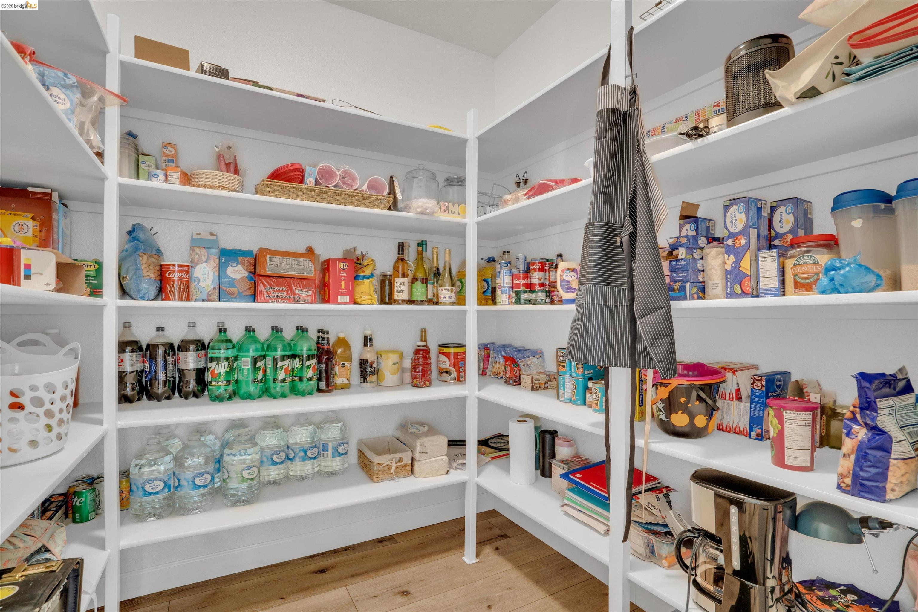 Detail Gallery Image 19 of 53 For 6144 Seneca Cir, Discovery Bay,  CA 94505 - 5 Beds | 3 Baths