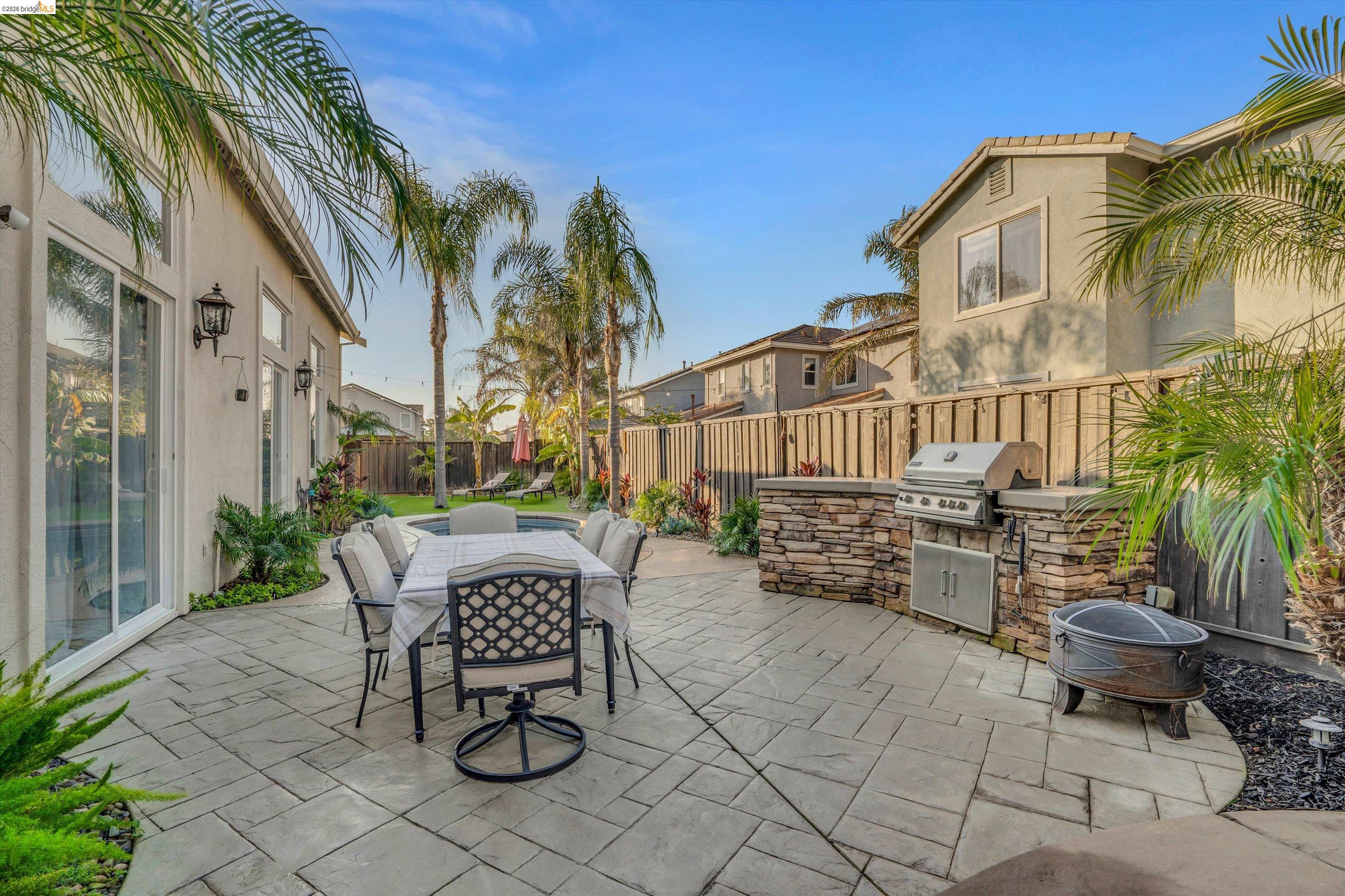 Detail Gallery Image 22 of 53 For 6144 Seneca Cir, Discovery Bay,  CA 94505 - 5 Beds | 3 Baths