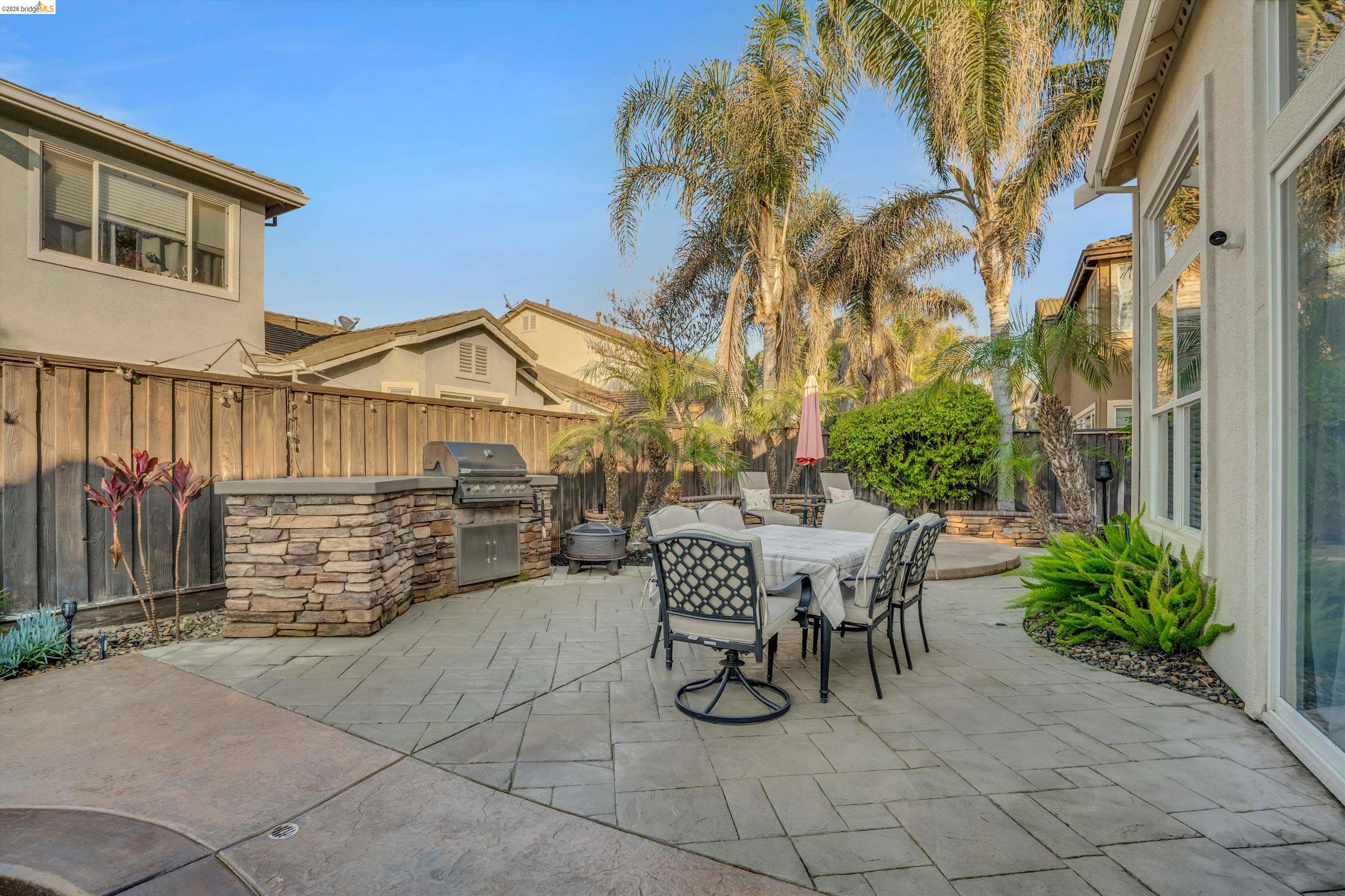 Detail Gallery Image 22 of 53 For 6144 Seneca Cir, Discovery Bay,  CA 94505 - 5 Beds | 3 Baths