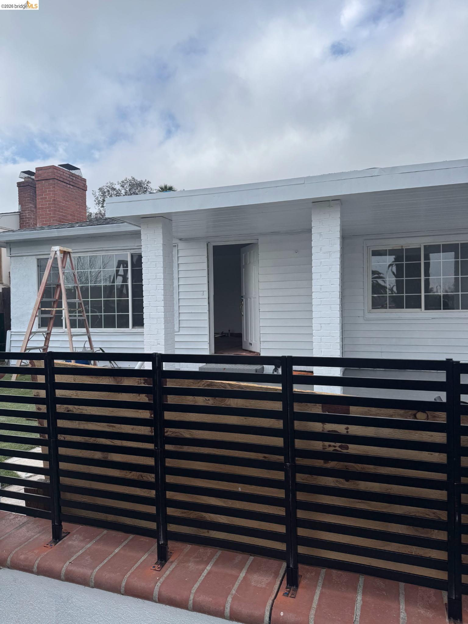 Detail Gallery Image 2 of 9 For 40 Marin Ave, Bay Point,  CA 94565 - 3 Beds | 1 Baths