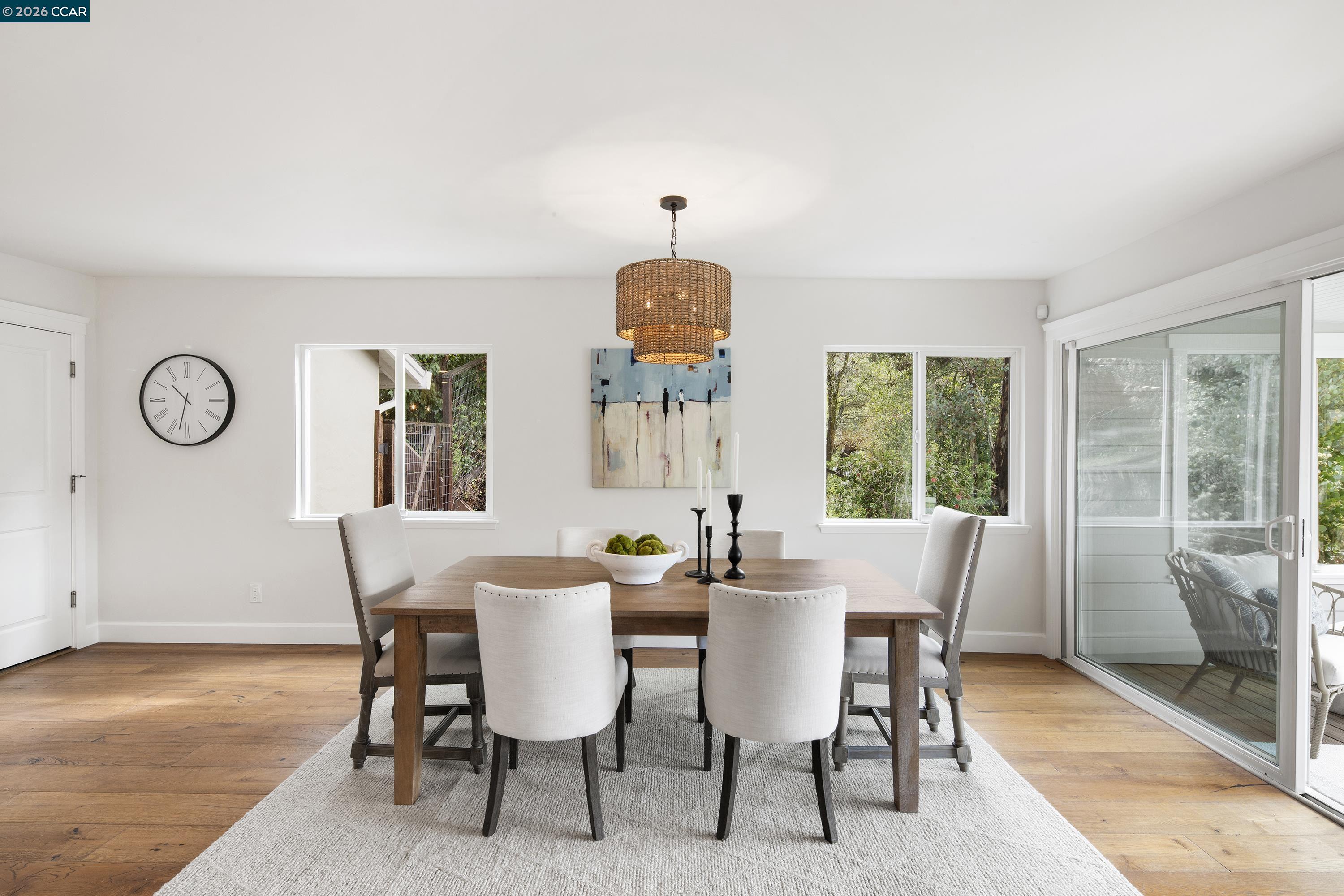 Detail Gallery Image 12 of 52 For 28 Southwood Dr, Orinda,  CA 94563 - 4 Beds | 4 Baths