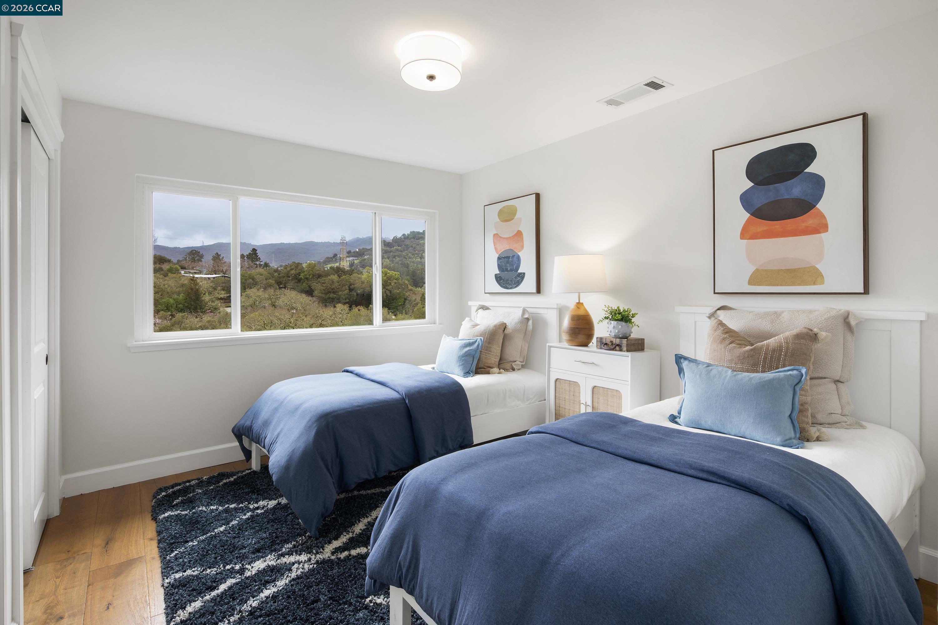 Detail Gallery Image 28 of 52 For 28 Southwood Dr, Orinda,  CA 94563 - 4 Beds | 4 Baths