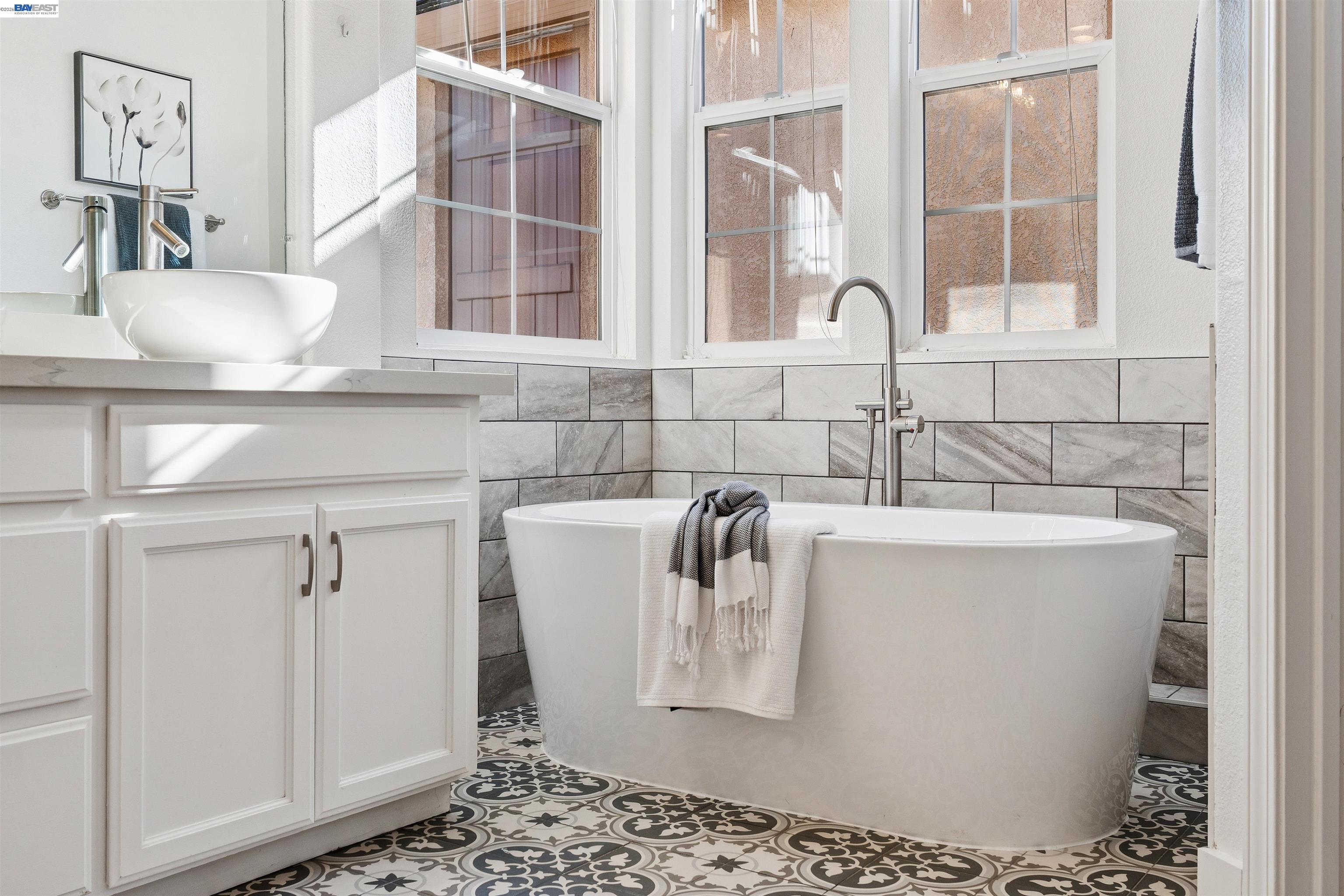 Detail Gallery Image 17 of 32 For 3989 Strafford Ct, Dublin,  CA 94568 - 3 Beds | 2/1 Baths