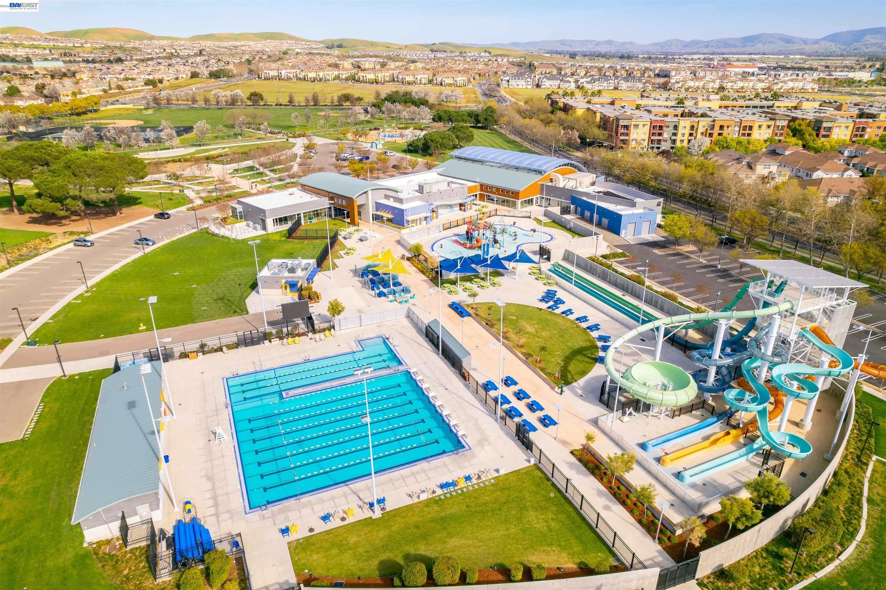 Detail Gallery Image 31 of 32 For 3989 Strafford Ct, Dublin,  CA 94568 - 3 Beds | 2/1 Baths