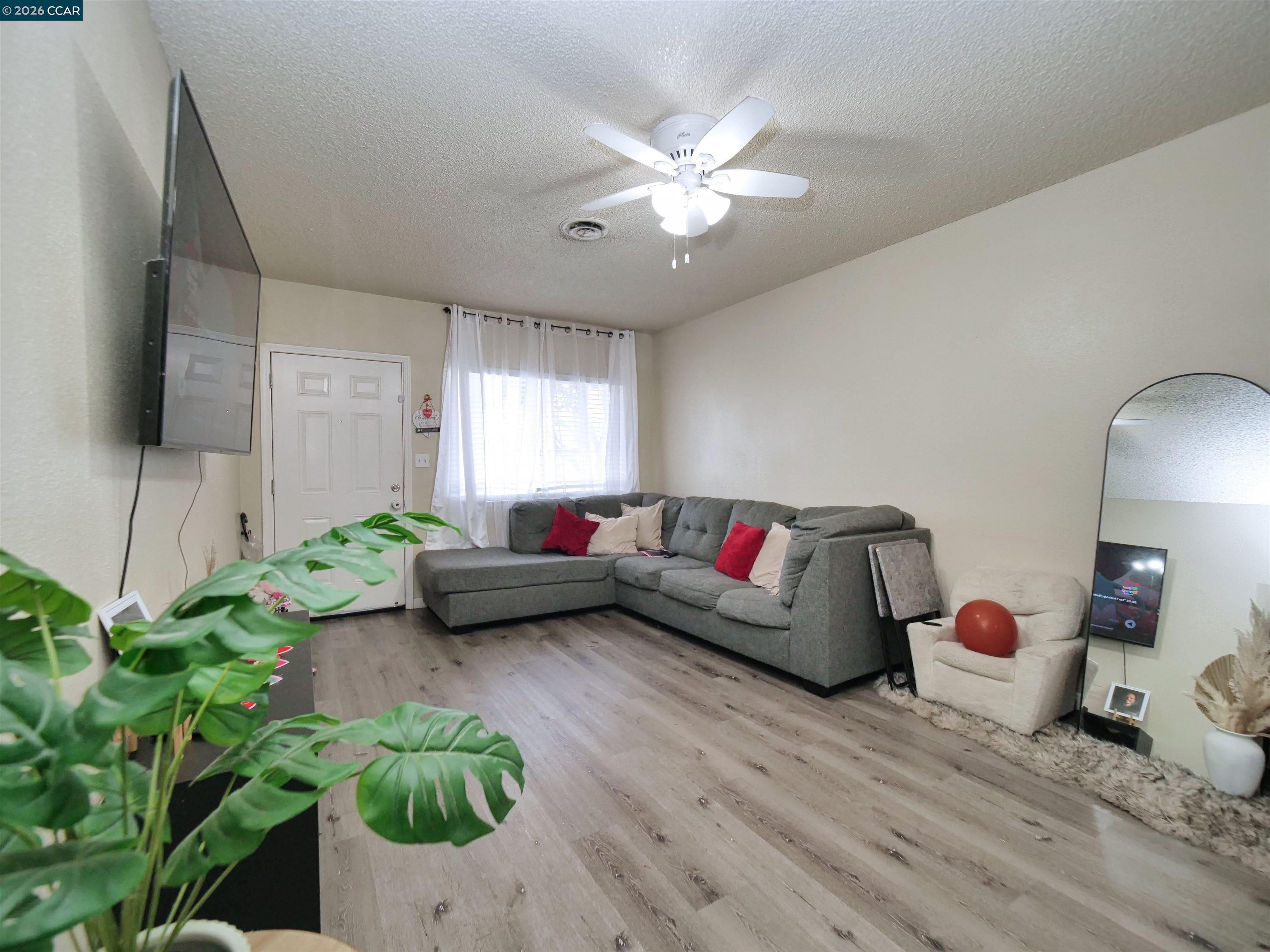 Detail Gallery Image 16 of 37 For 2500 Haddon Avenue, Modesto,  CA 95354-3127 - – Beds | – Baths