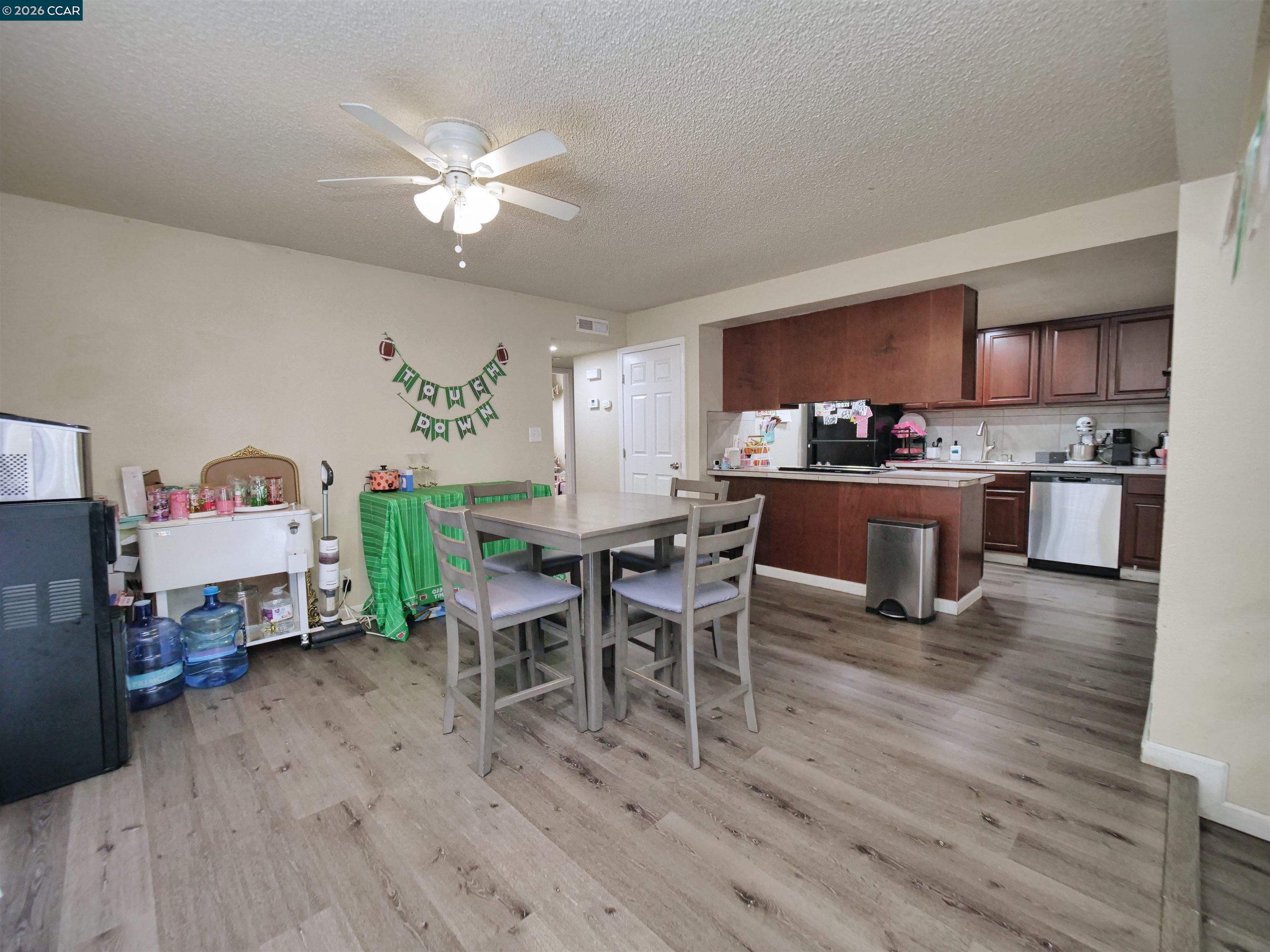 Detail Gallery Image 24 of 37 For 2500 Haddon Avenue, Modesto,  CA 95354-3127 - – Beds | – Baths