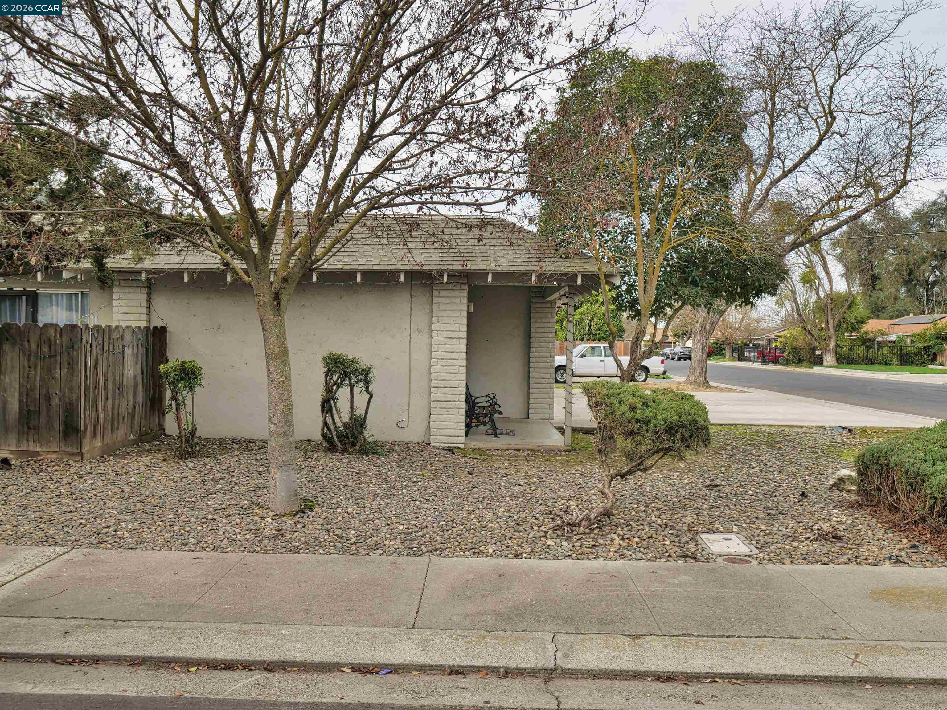 Detail Gallery Image 4 of 37 For 2500 Haddon Avenue, Modesto,  CA 95354-3127 - – Beds | – Baths