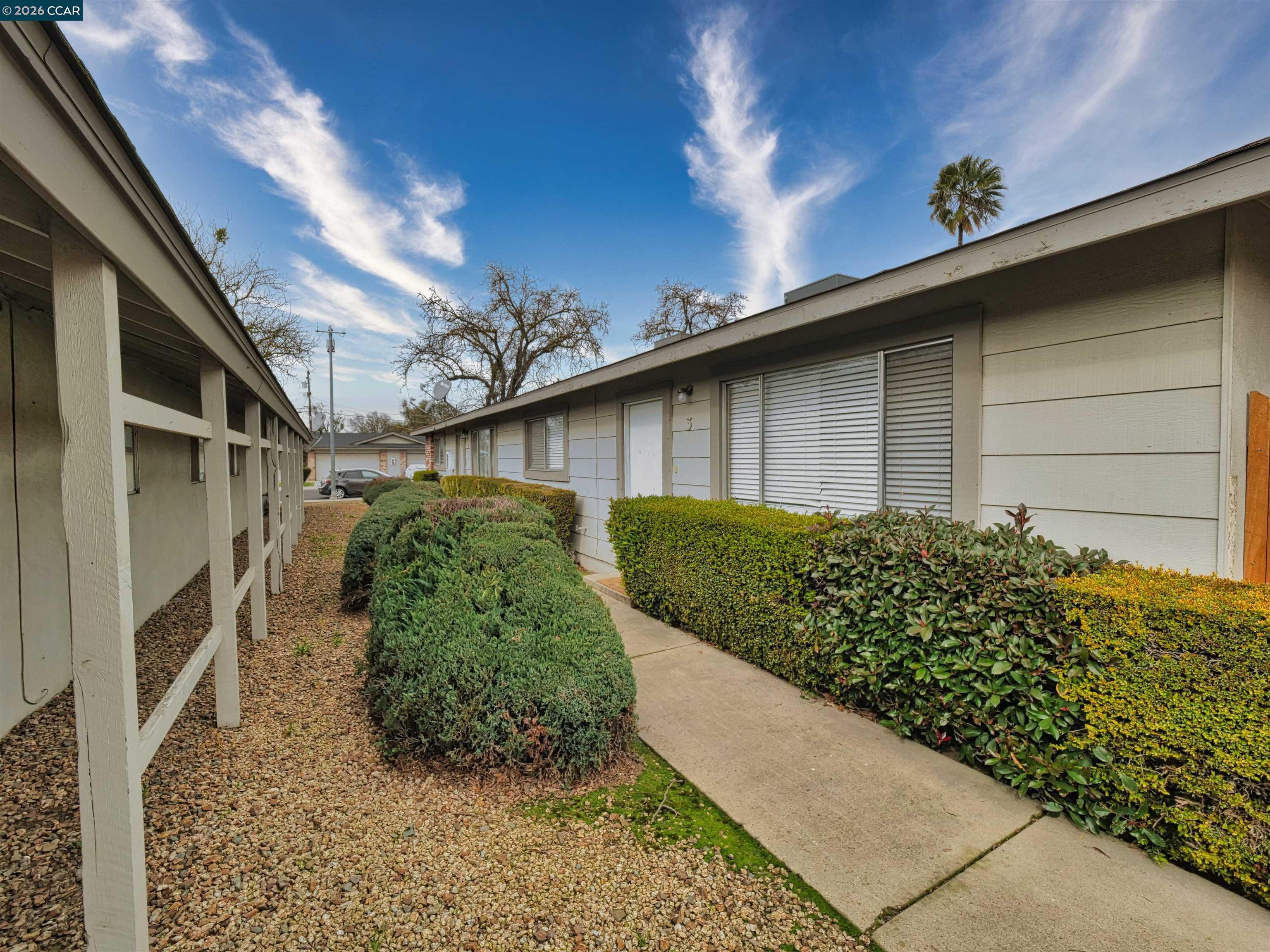 Detail Gallery Image 13 of 42 For 220 Kingston Lane, Modesto,  CA 95354-3110 - – Beds | – Baths