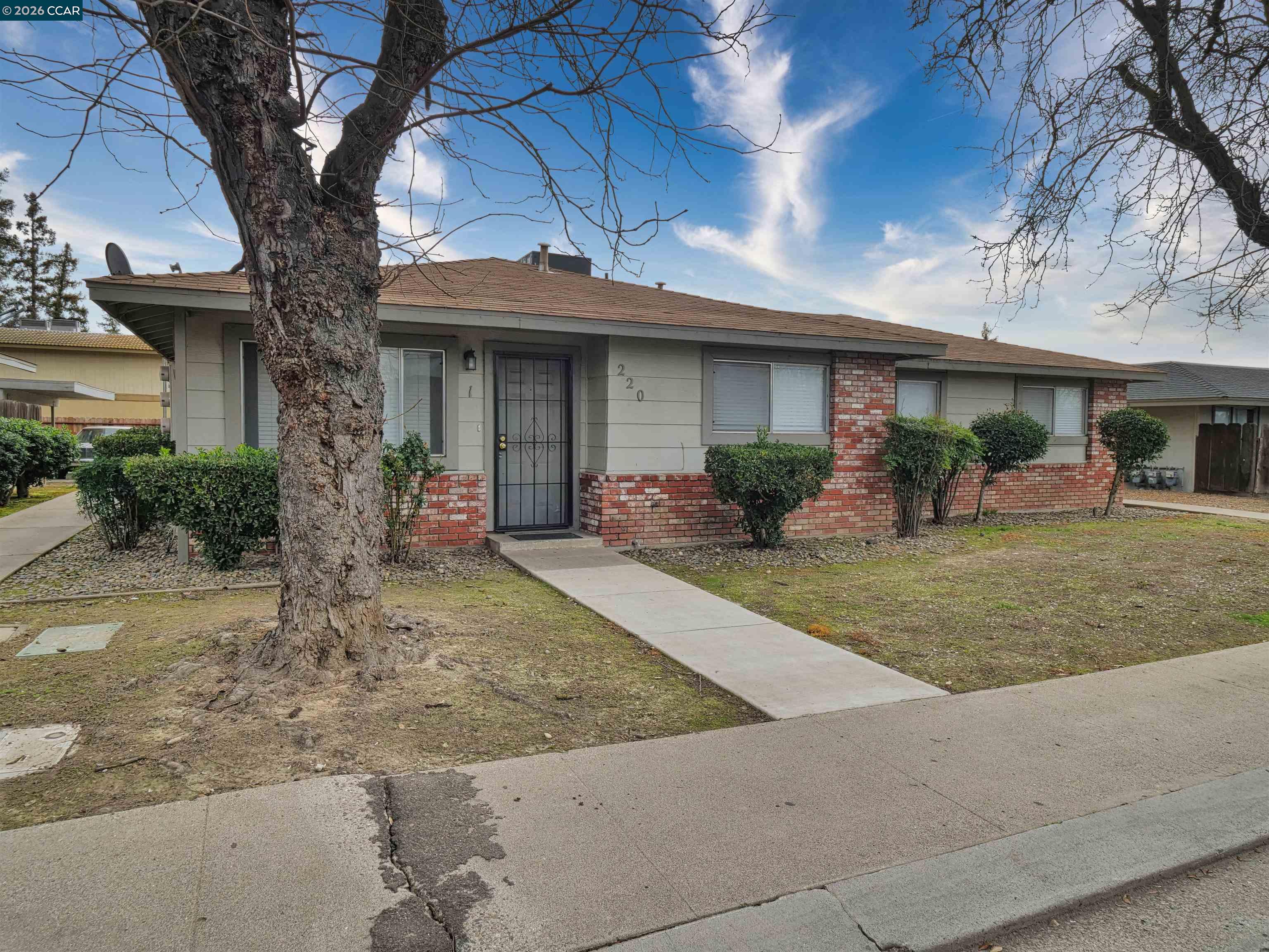 Detail Gallery Image 10 of 42 For 220 Kingston Lane, Modesto,  CA 95354-3110 - – Beds | – Baths