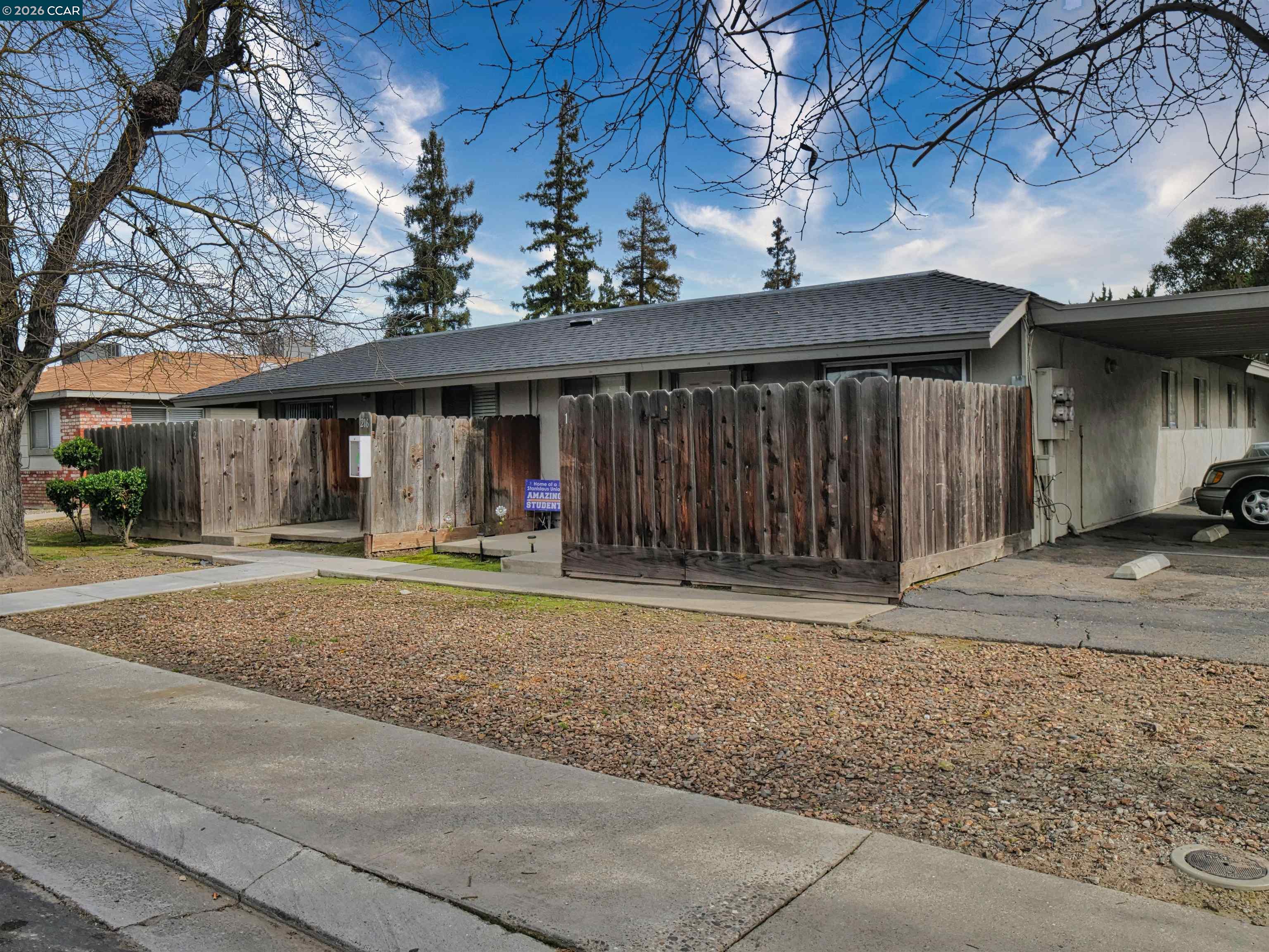 Detail Gallery Image 4 of 28 For 216 Kingston Lane, Modesto,  CA 95354-3154 - – Beds | – Baths