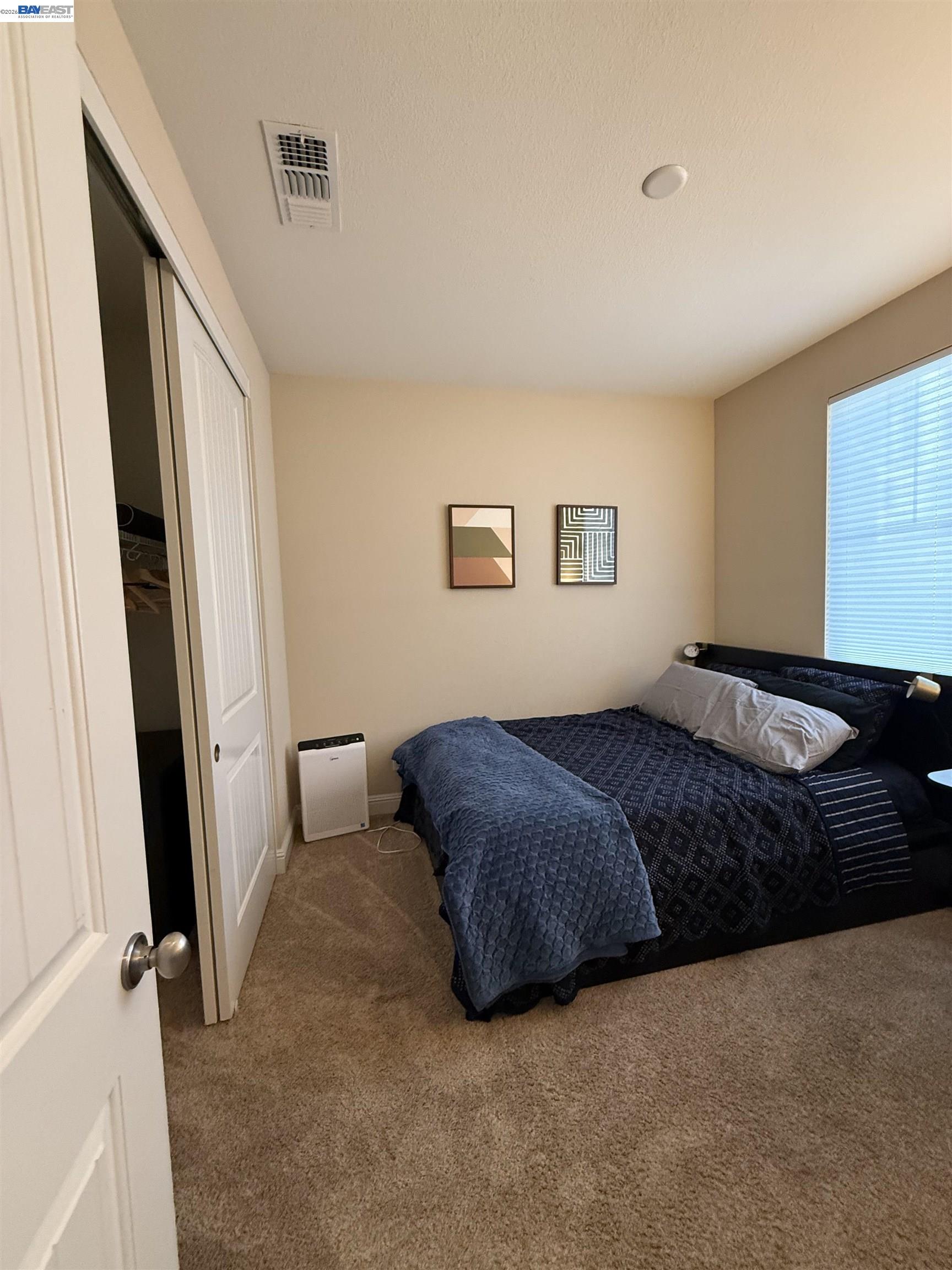 Detail Gallery Image 27 of 34 For 6492 Bayview Dr, Oakland,  CA 94605 - 4 Beds | 3 Baths