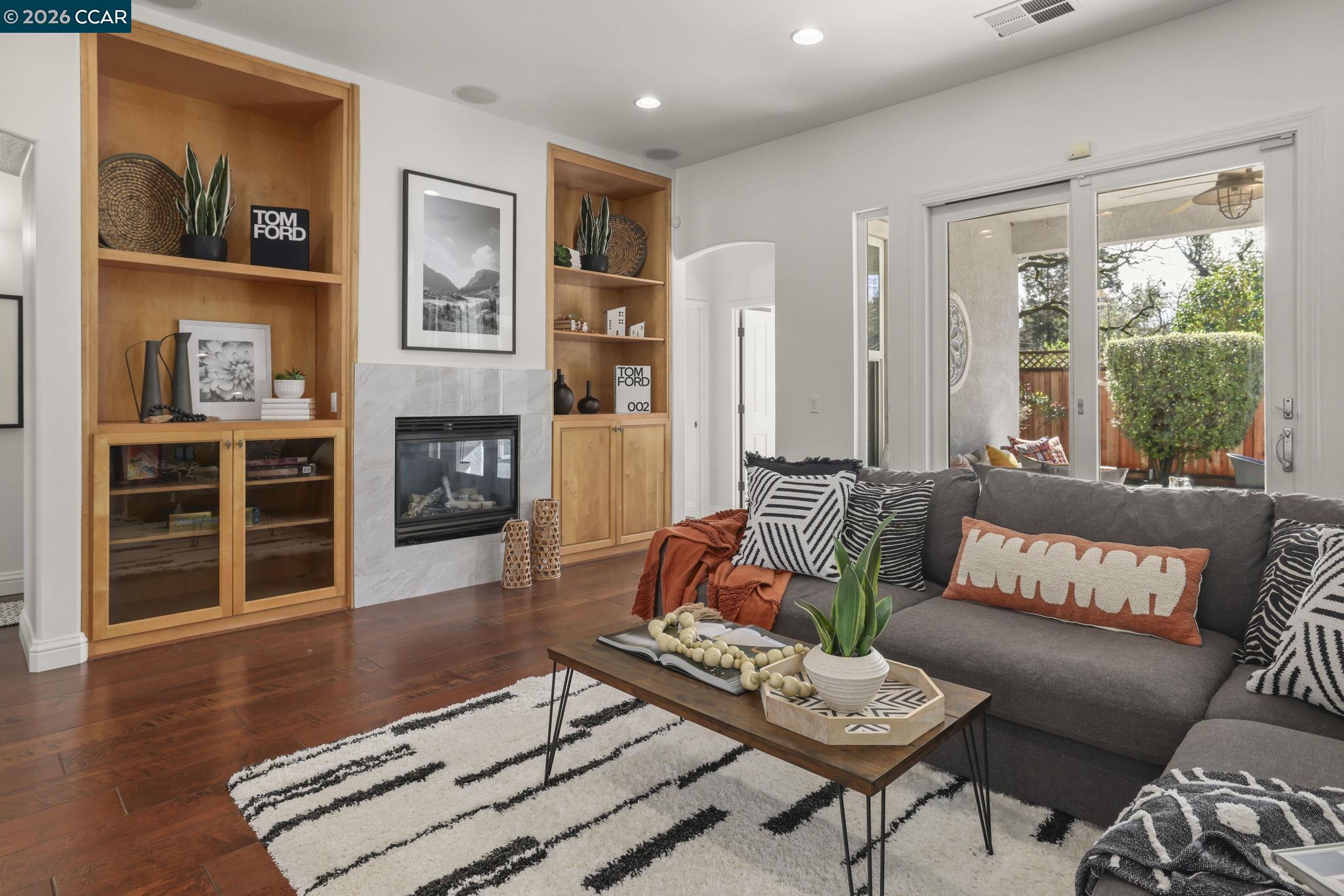 Detail Gallery Image 16 of 40 For 640 Brackman Lane, Martinez,  CA 94553-4416 - 4 Beds | 3 Baths