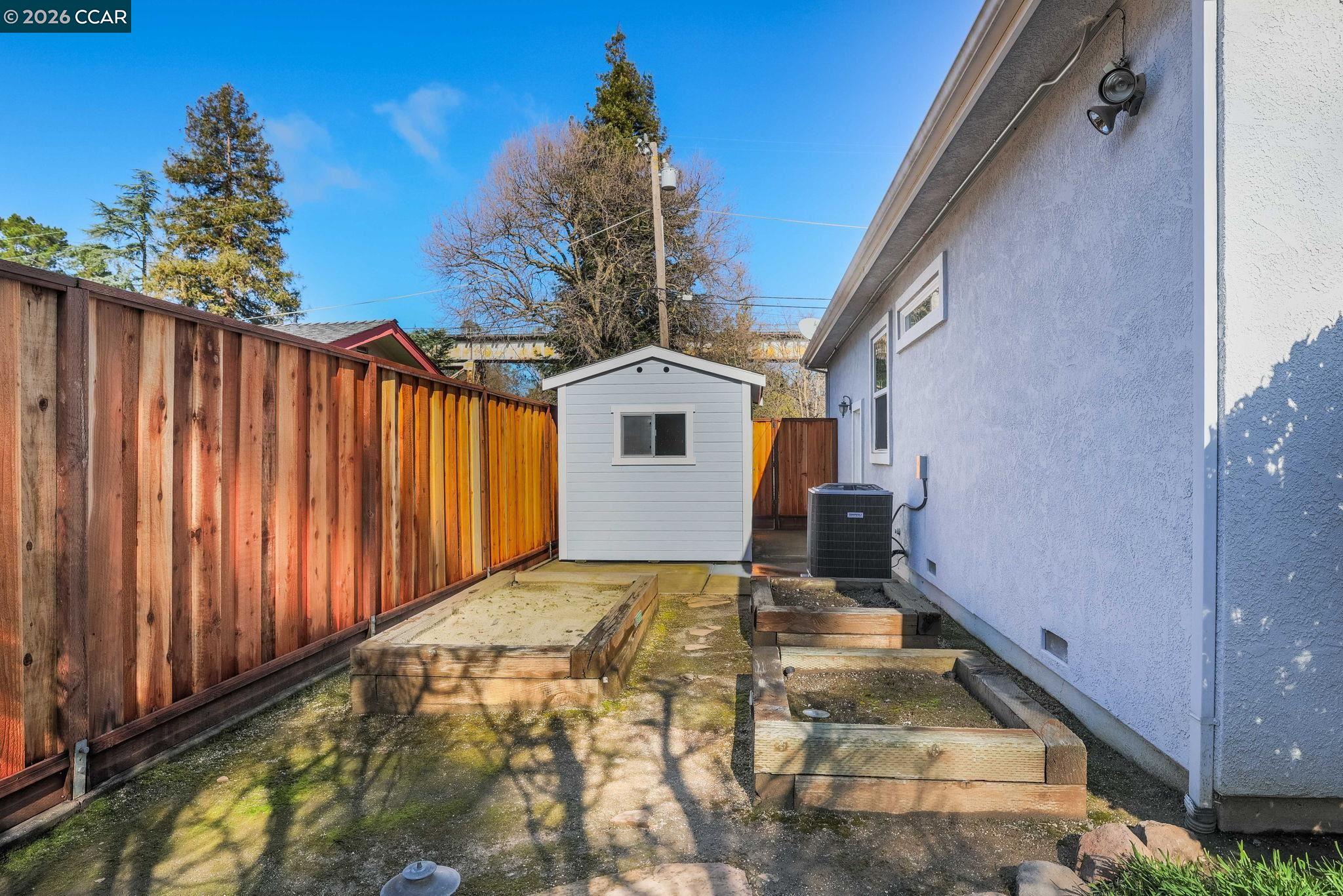 Detail Gallery Image 40 of 41 For 640 Brackman Lane, Martinez,  CA 94553-4416 - 4 Beds | 3 Baths