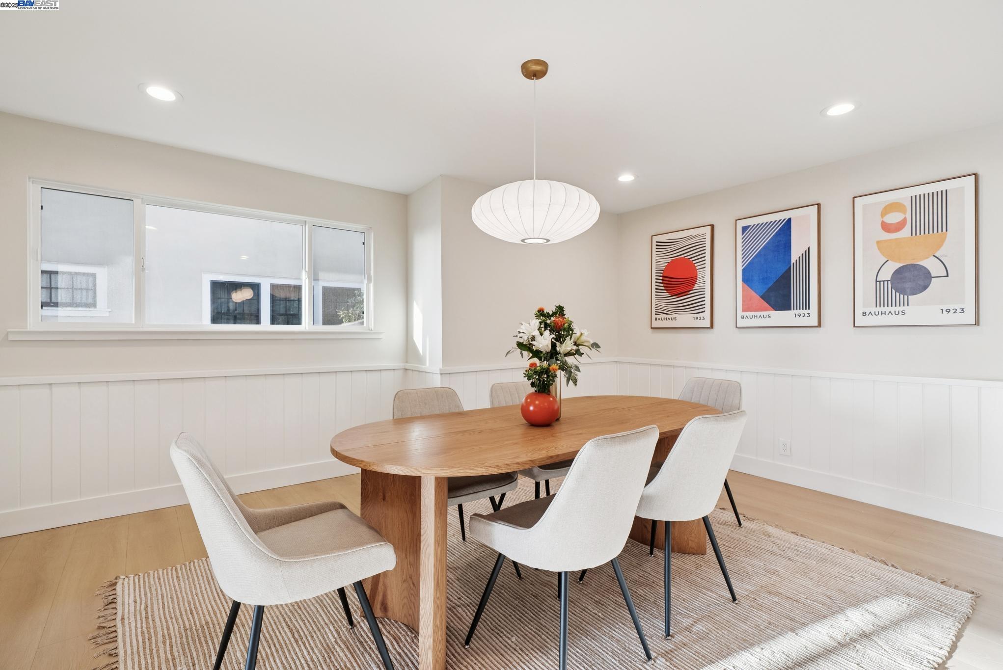 Detail Gallery Image 14 of 56 For 201 Amherst Ave, Kensington,  CA 94708 - 4 Beds | 2/1 Baths