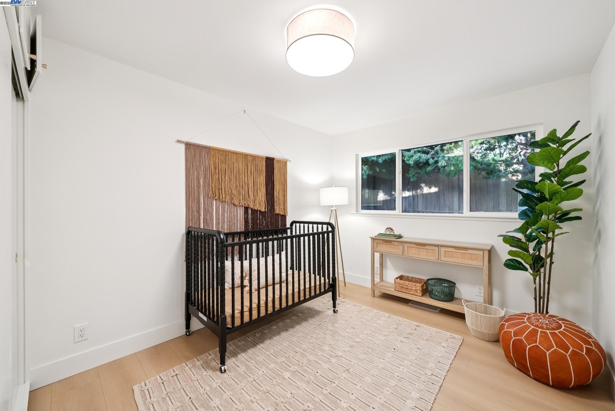 Detail Gallery Image 25 of 56 For 201 Amherst Ave, Kensington,  CA 94708 - 4 Beds | 2/1 Baths