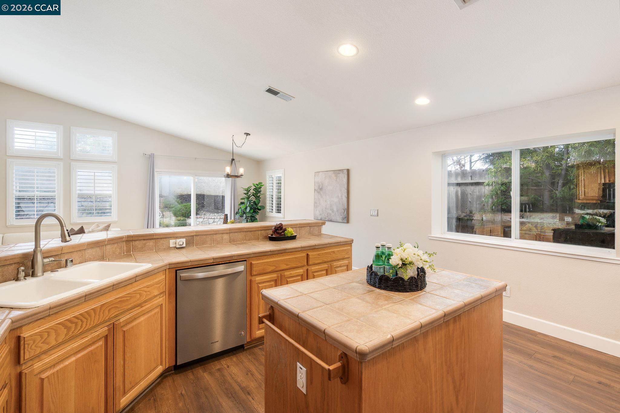 Detail Gallery Image 22 of 45 For 434 Acacia Dr, Oakley,  CA 94561 - 4 Beds | 2 Baths