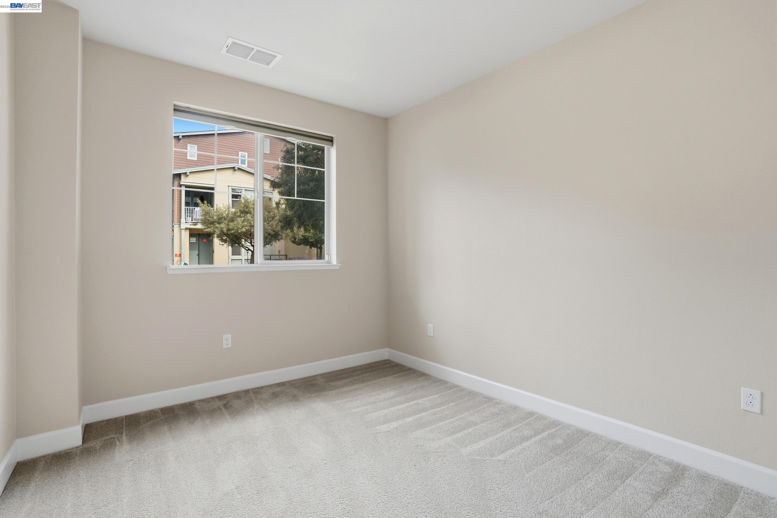 Photo #6: 41124606 Listing: Photo #6