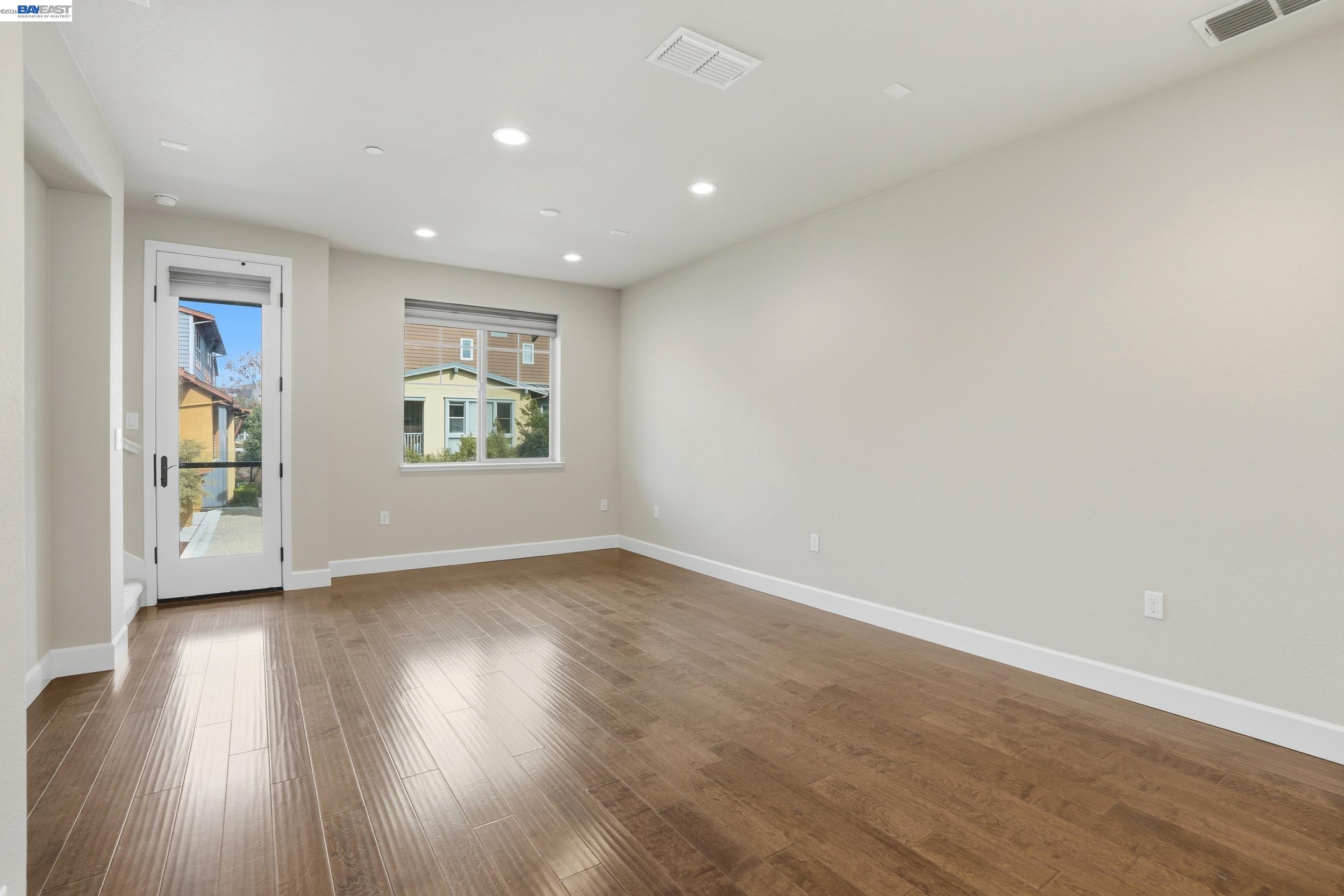 Photo #10: 41124606 Listing: Photo #10