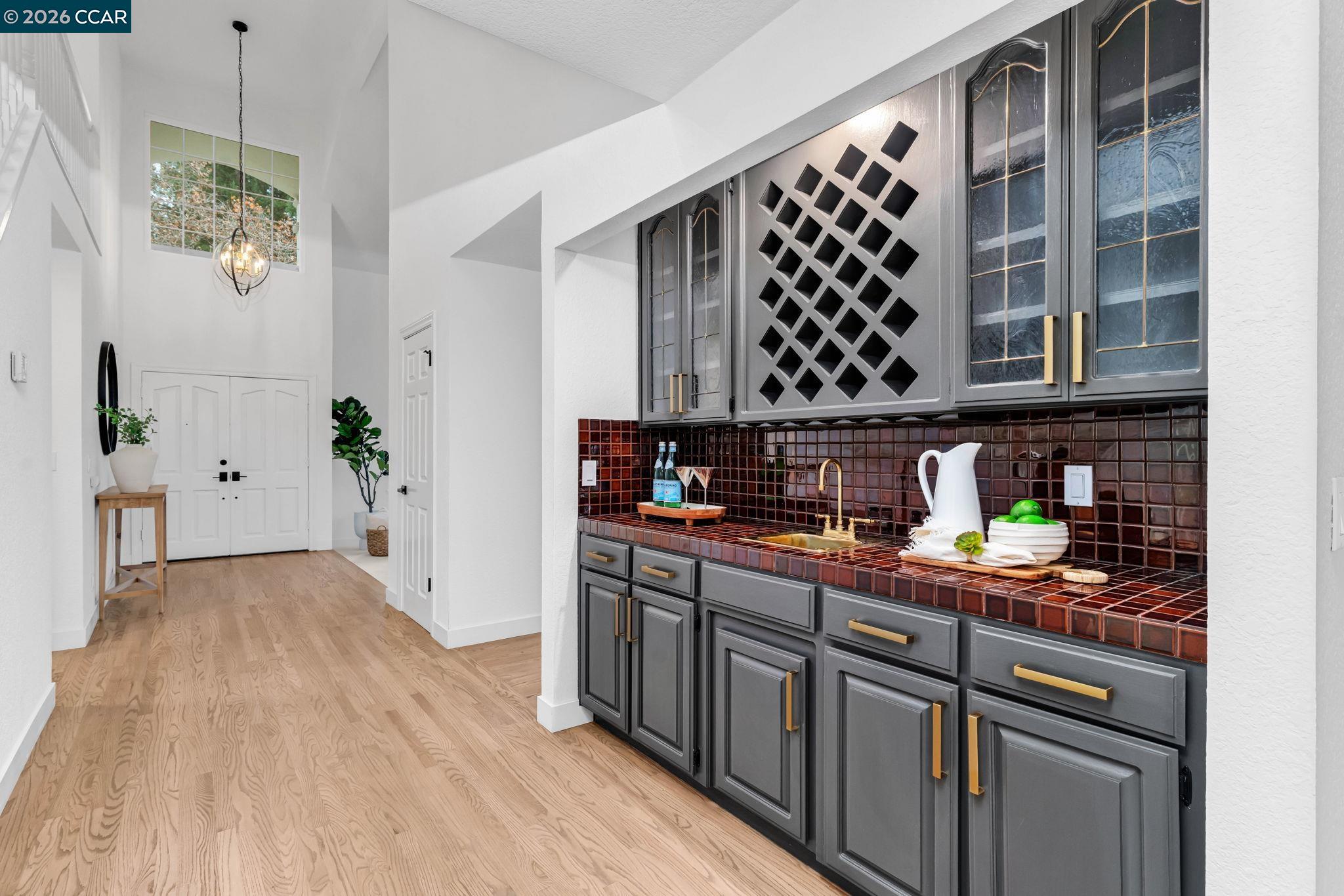 Detail Gallery Image 9 of 37 For 4053 Sugar Maple Dr, Danville,  CA 94506 - 4 Beds | 3 Baths