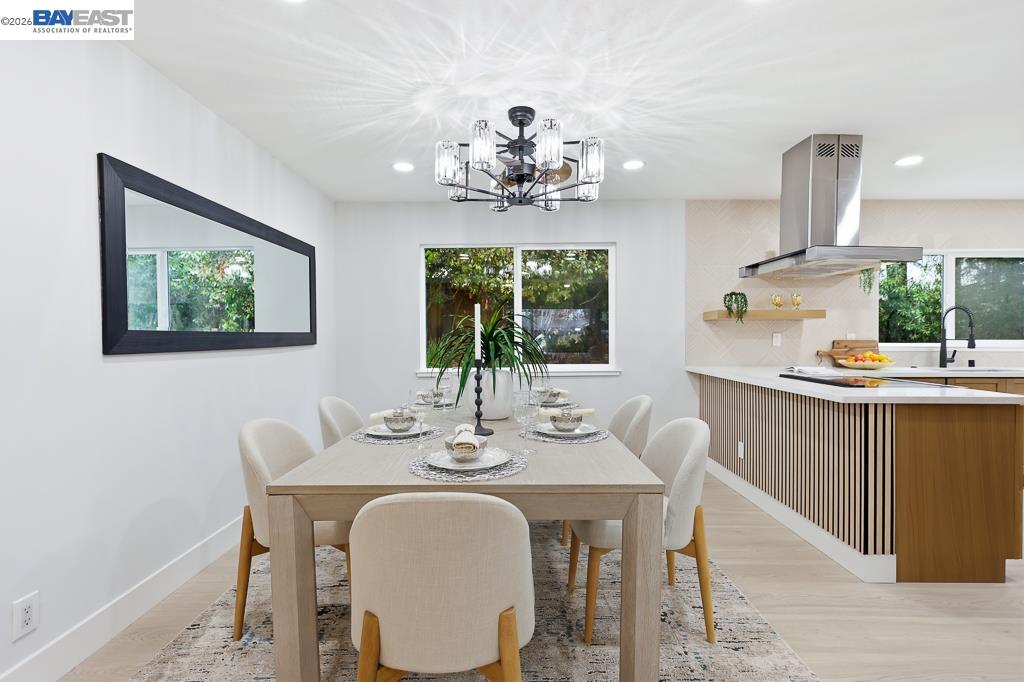 Detail Gallery Image 12 of 60 For 74 Hazelnut Ct, San Ramon,  CA 94583 - 5 Beds | 3/1 Baths