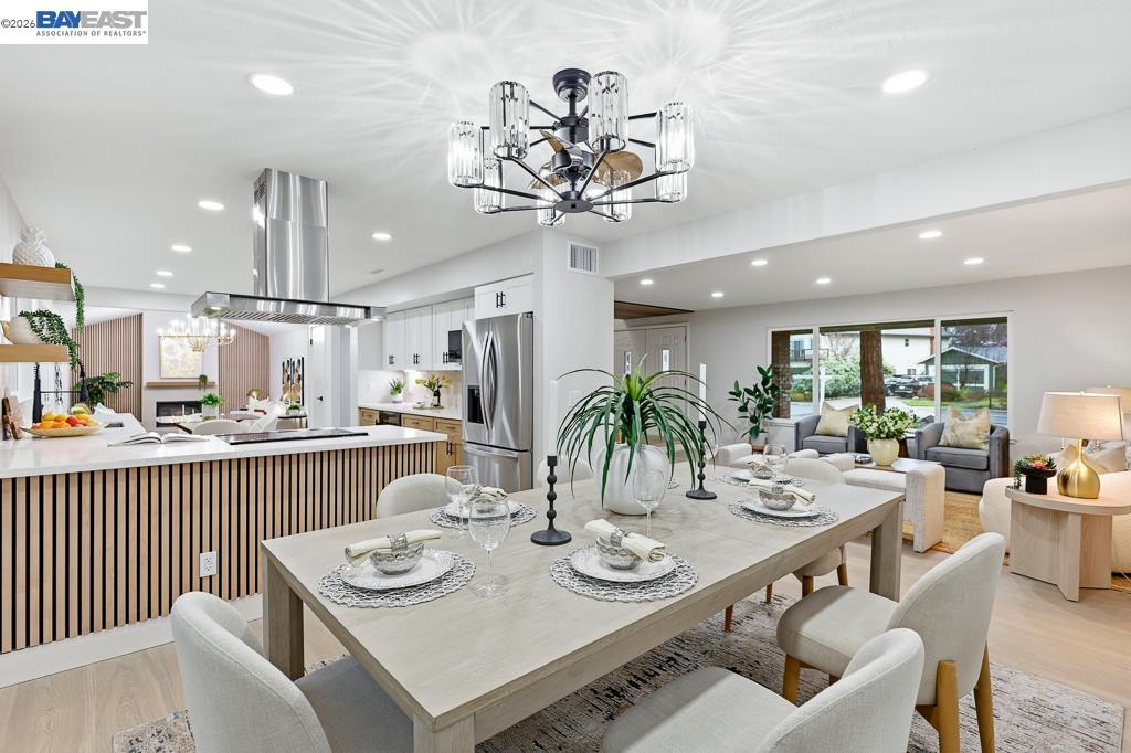 Detail Gallery Image 13 of 60 For 74 Hazelnut Ct, San Ramon,  CA 94583 - 5 Beds | 3/1 Baths