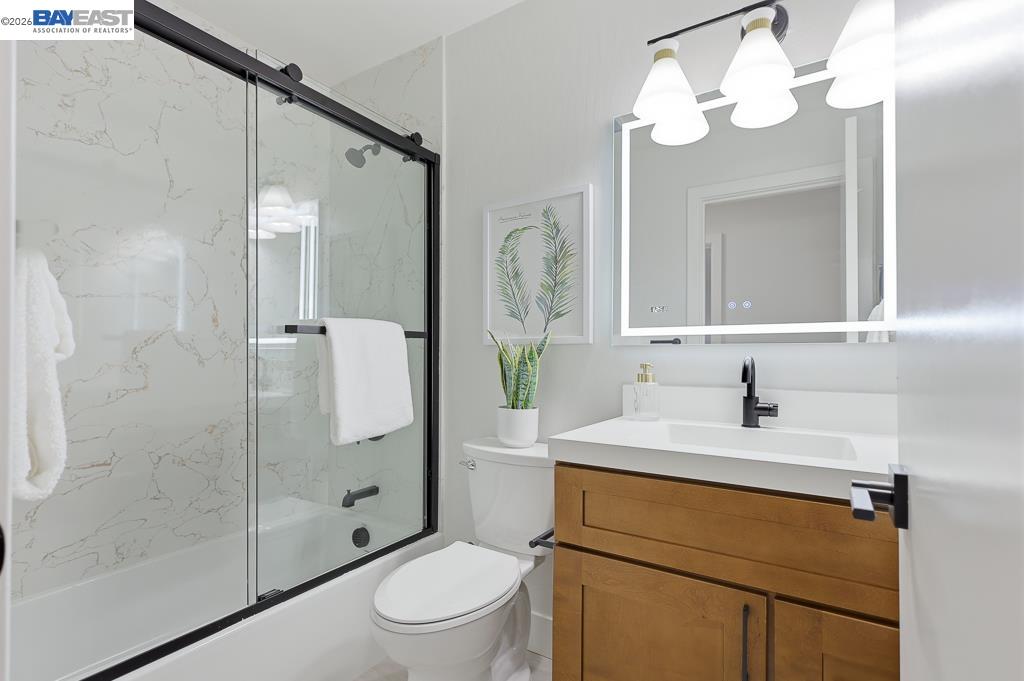 Detail Gallery Image 42 of 60 For 74 Hazelnut Ct, San Ramon,  CA 94583 - 5 Beds | 3/1 Baths