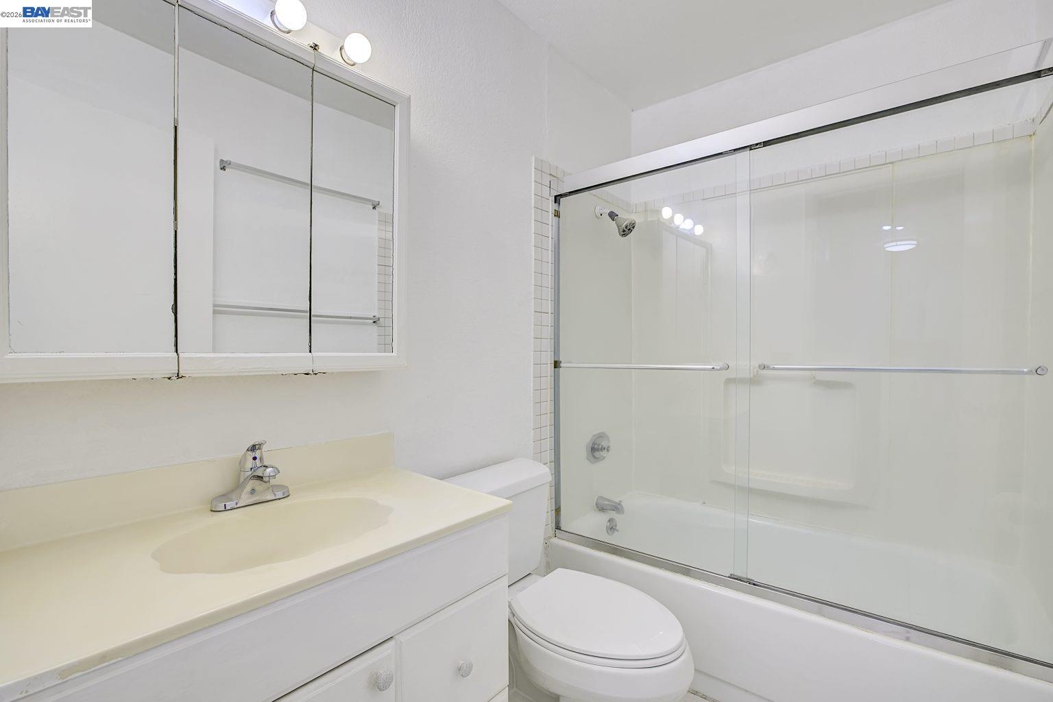 Photo #16: 41124610 Listing: Photo #16