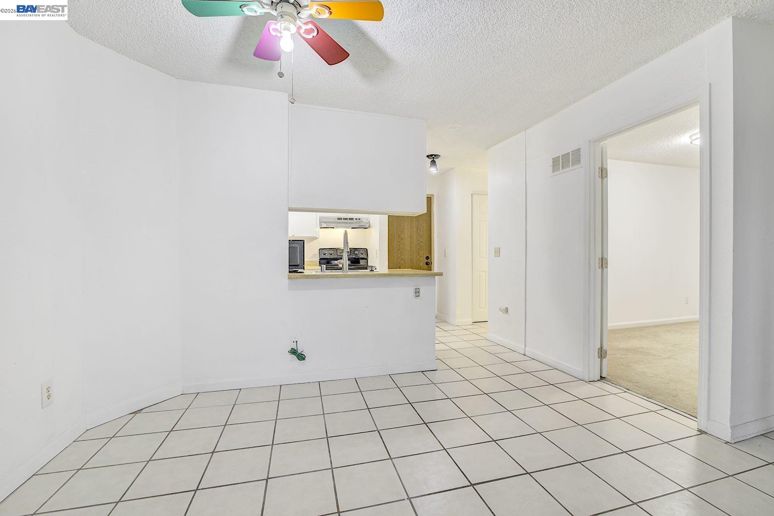 Photo #5: 41124610 Listing: Photo #5