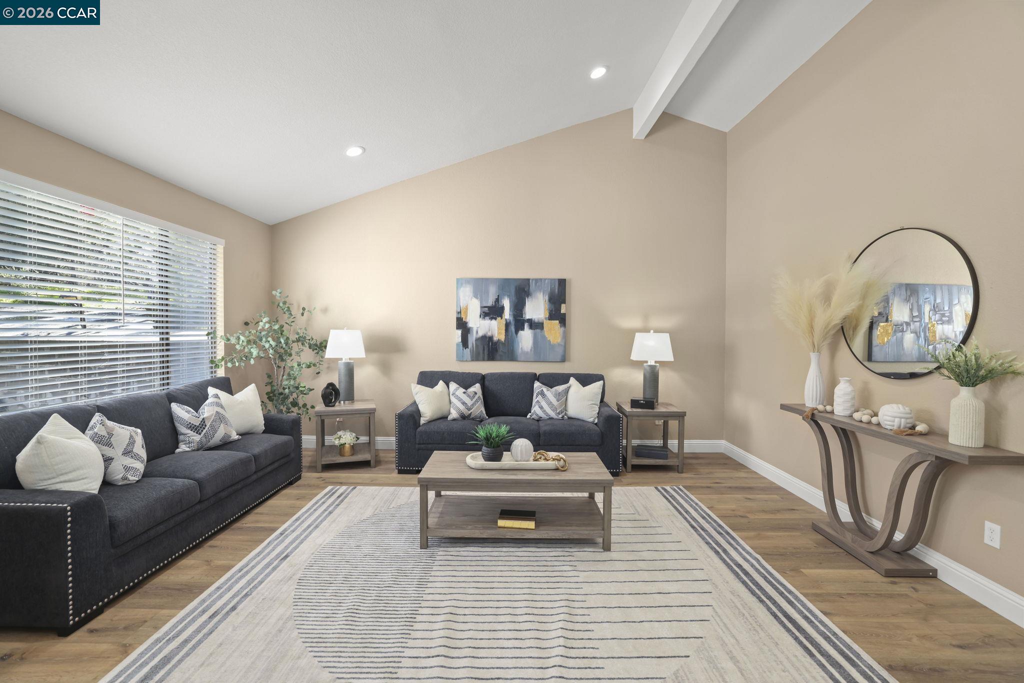 Detail Gallery Image 6 of 32 For 2185 Greenridge Dr, Richmond,  CA 94803 - 4 Beds | 2/1 Baths