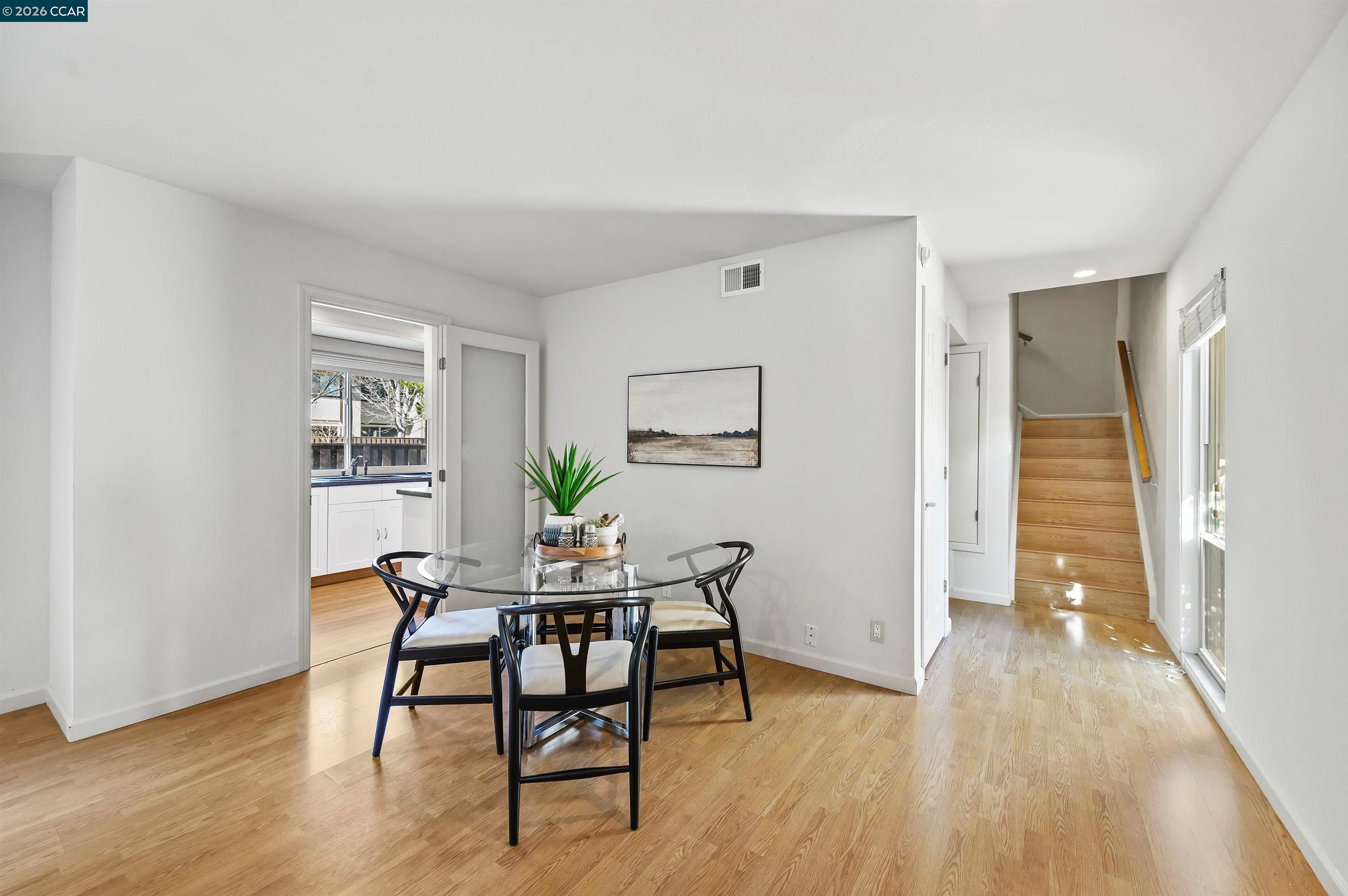 Photo #7: 41124616 Listing: Photo #7