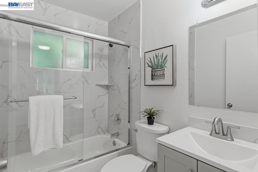 Detail Gallery Image 20 of 36 For 2204 Segundo Ct #4,  Pleasanton,  CA 94588 - 2 Beds | 1 Baths