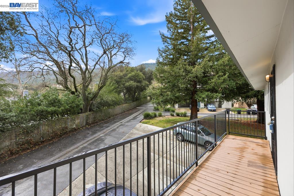 Detail Gallery Image 28 of 36 For 2204 Segundo Ct #4,  Pleasanton,  CA 94588 - 2 Beds | 1 Baths