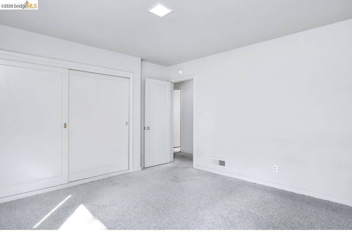 Detail Gallery Image 26 of 36 For 558 Lakewood Cir, Walnut Creek,  CA 94598 - 3 Beds | 2/1 Baths