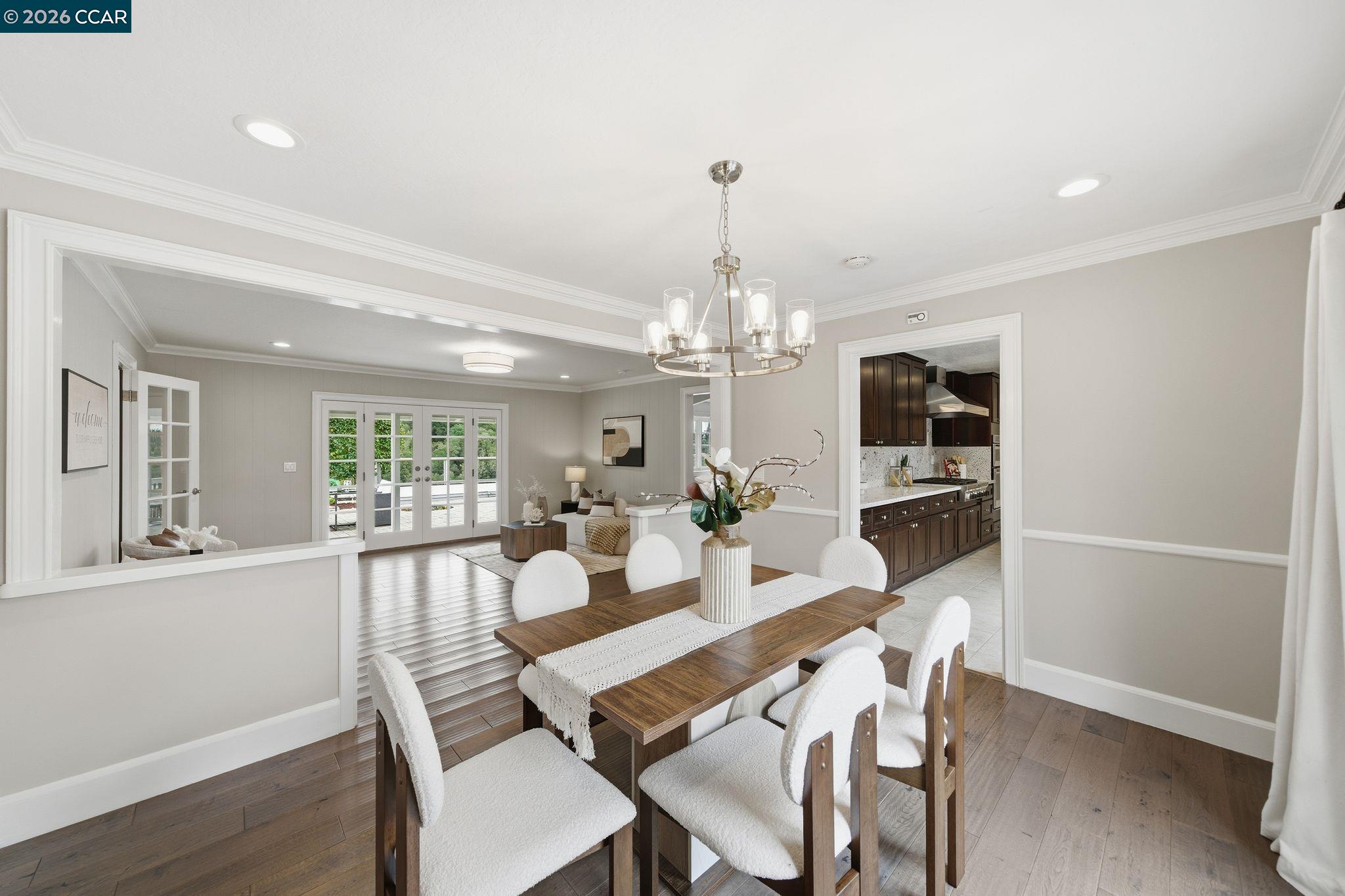 Detail Gallery Image 12 of 48 For 56 Bates Blvd, Orinda,  CA 94563 - 4 Beds | 2/1 Baths