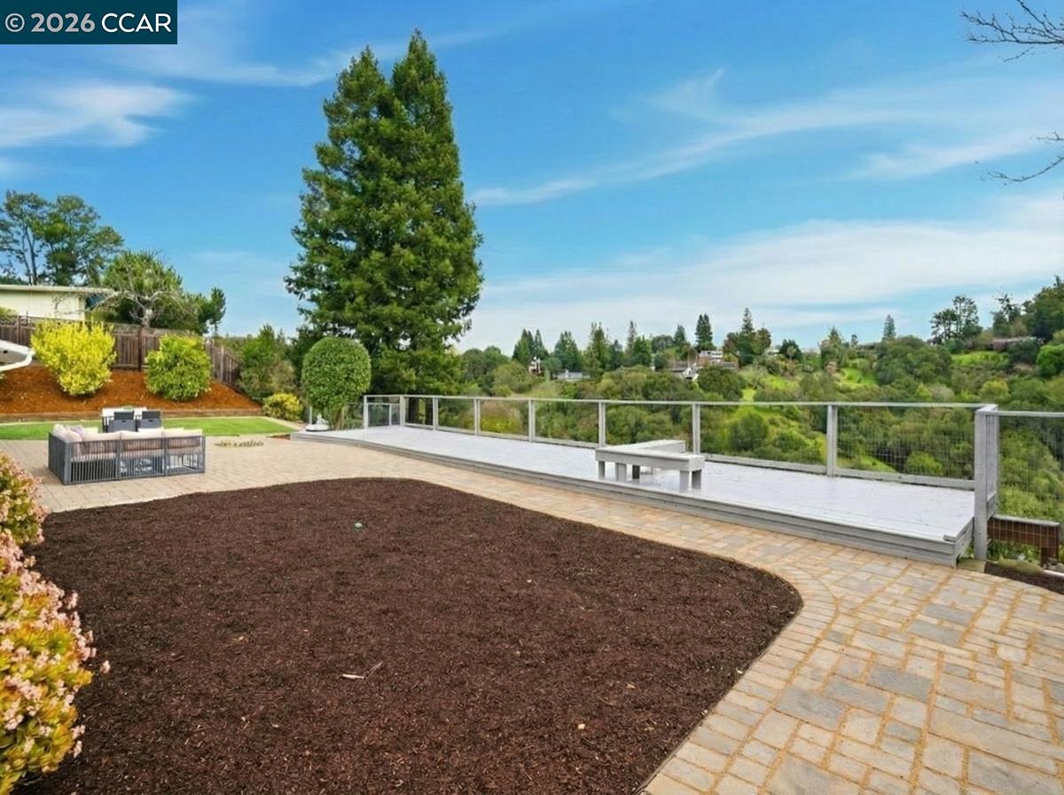 Detail Gallery Image 33 of 48 For 56 Bates Blvd, Orinda,  CA 94563 - 4 Beds | 2/1 Baths