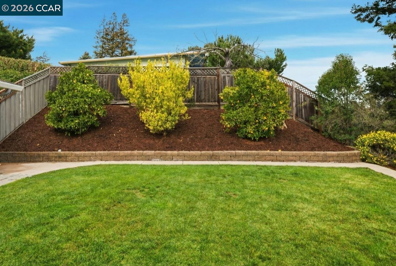 Detail Gallery Image 35 of 48 For 56 Bates Blvd, Orinda,  CA 94563 - 4 Beds | 2/1 Baths