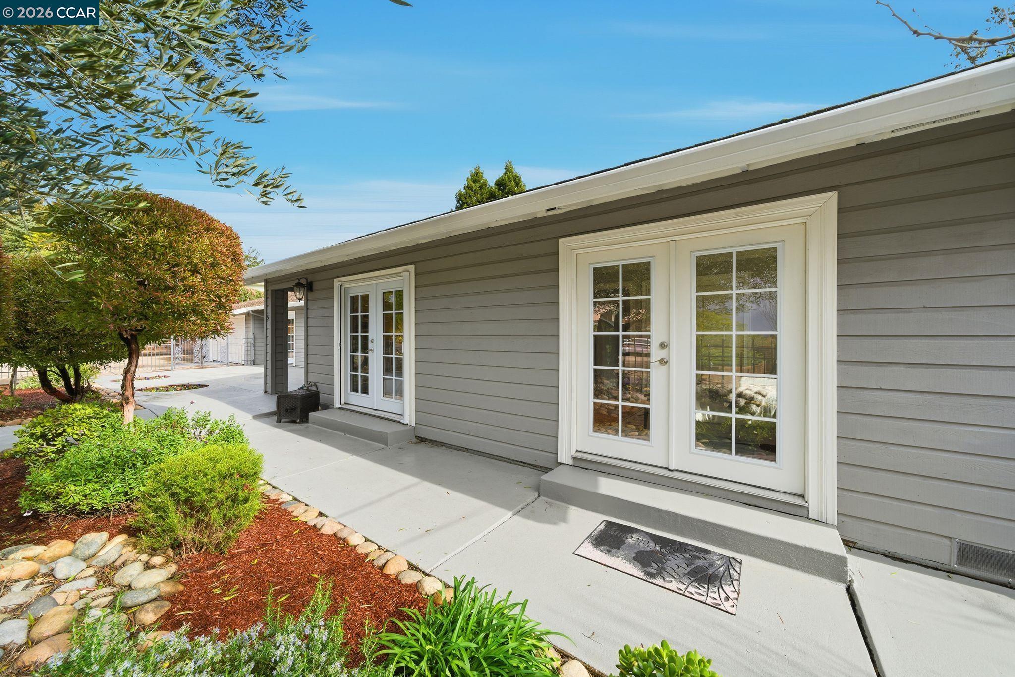 Detail Gallery Image 45 of 48 For 56 Bates Blvd, Orinda,  CA 94563 - 4 Beds | 2/1 Baths