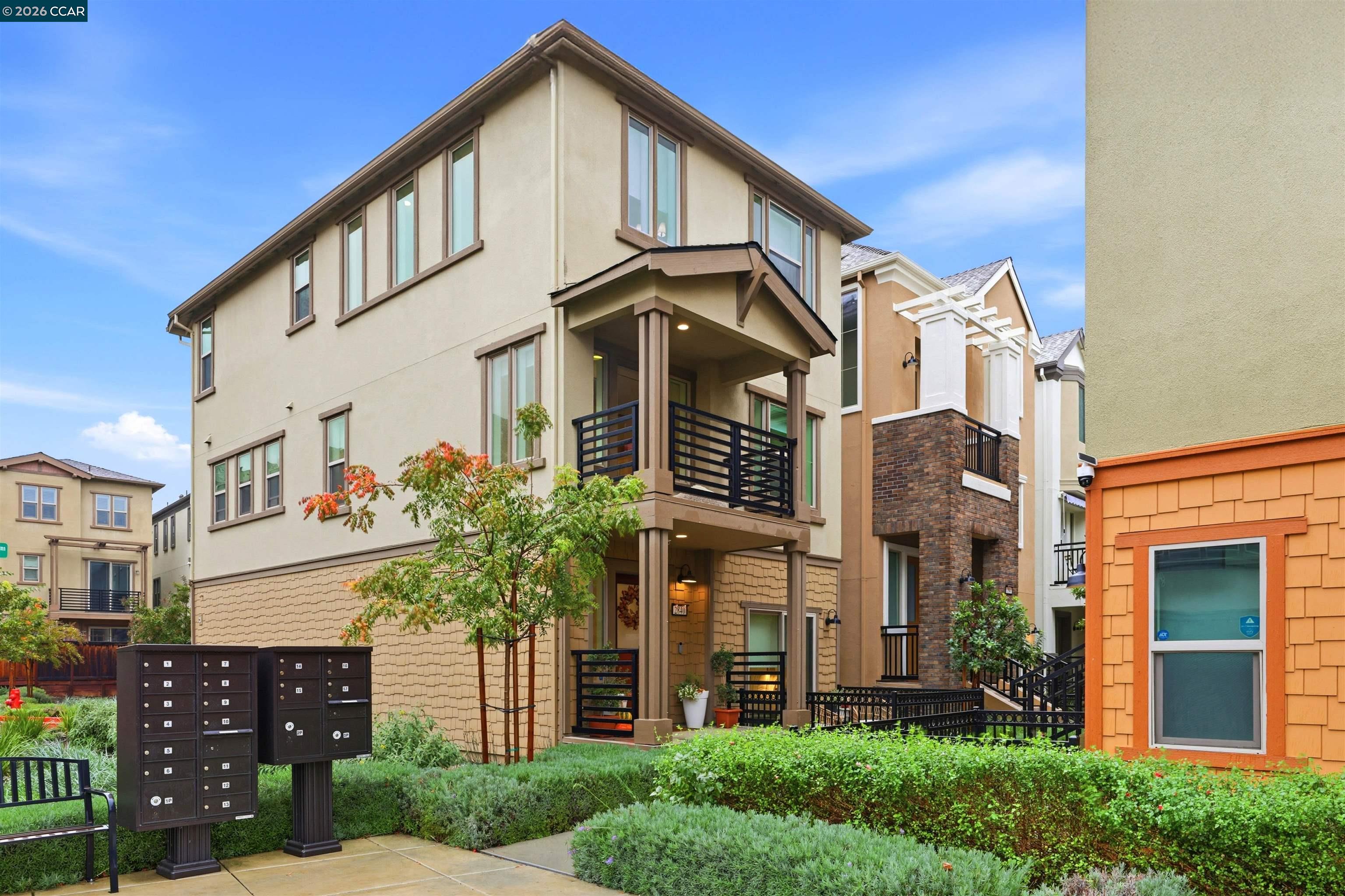 Detail Gallery Image 2 of 36 For 2840 Saltpond Cmn, Livermore,  CA 94550 - 4 Beds | 3/1 Baths