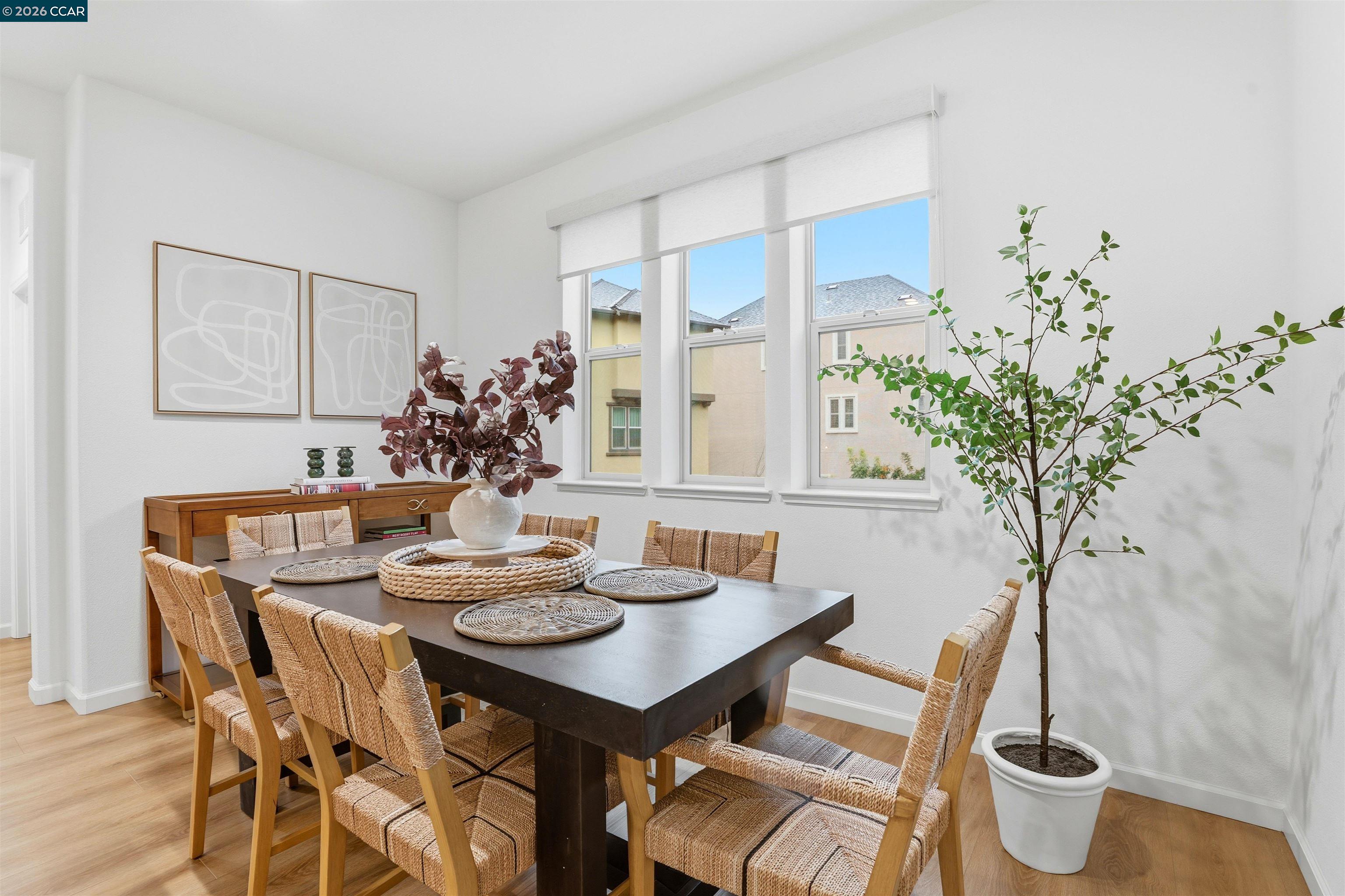 Detail Gallery Image 11 of 36 For 2840 Saltpond Cmn, Livermore,  CA 94550 - 4 Beds | 3/1 Baths