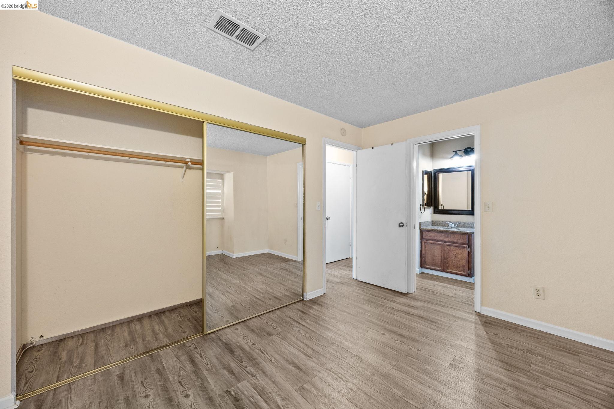 Photo #18: 41124621 Listing: Photo #18