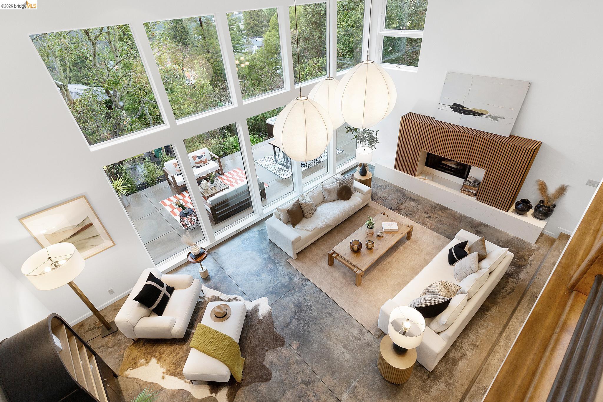 Detail Gallery Image 13 of 60 For 104 Capricorn Ave, Oakland,  CA 94611 - 3 Beds | 3 Baths