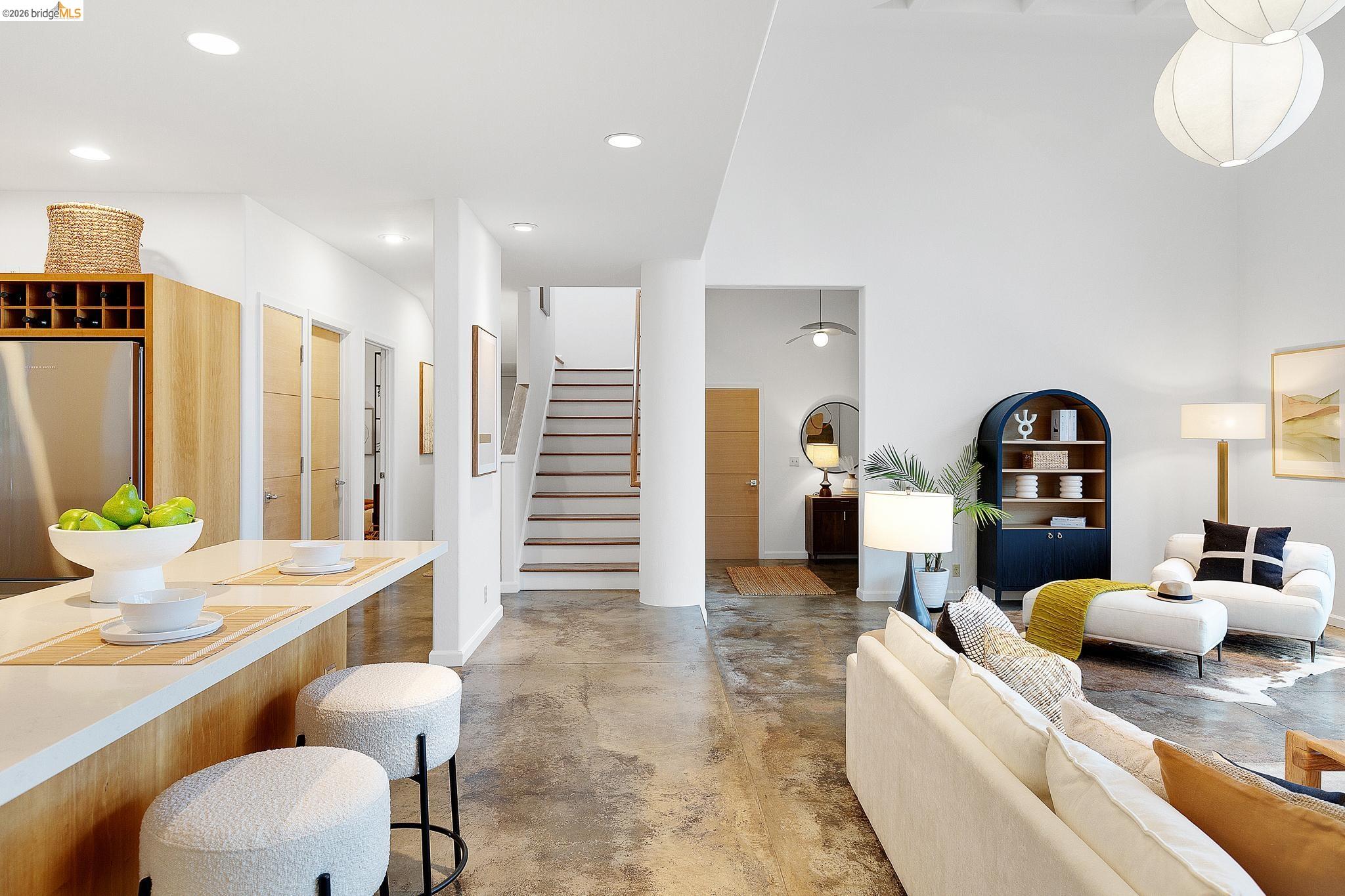 Detail Gallery Image 22 of 60 For 104 Capricorn Ave, Oakland,  CA 94611 - 3 Beds | 3 Baths