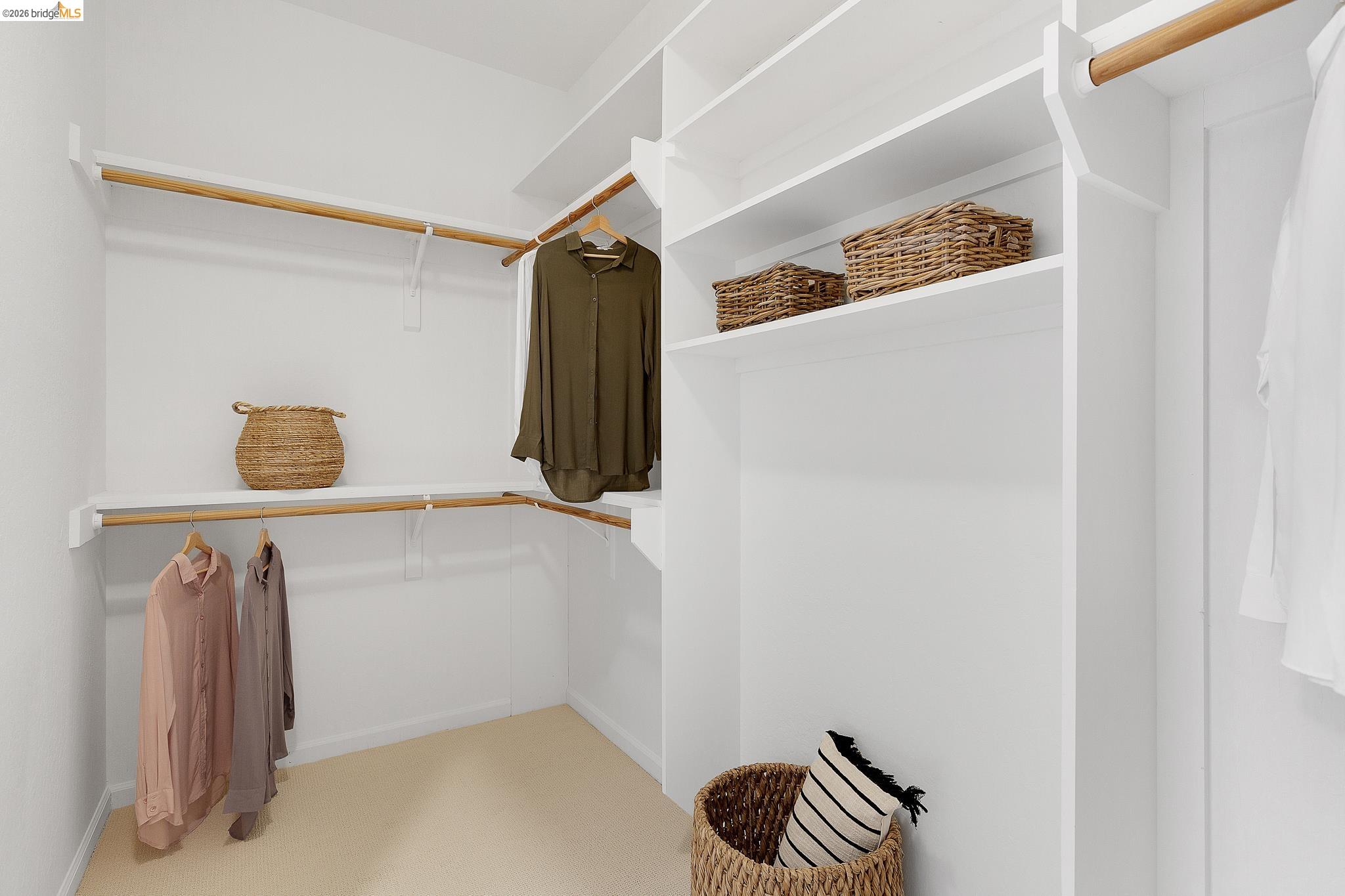 Detail Gallery Image 32 of 60 For 104 Capricorn Ave, Oakland,  CA 94611 - 3 Beds | 3 Baths